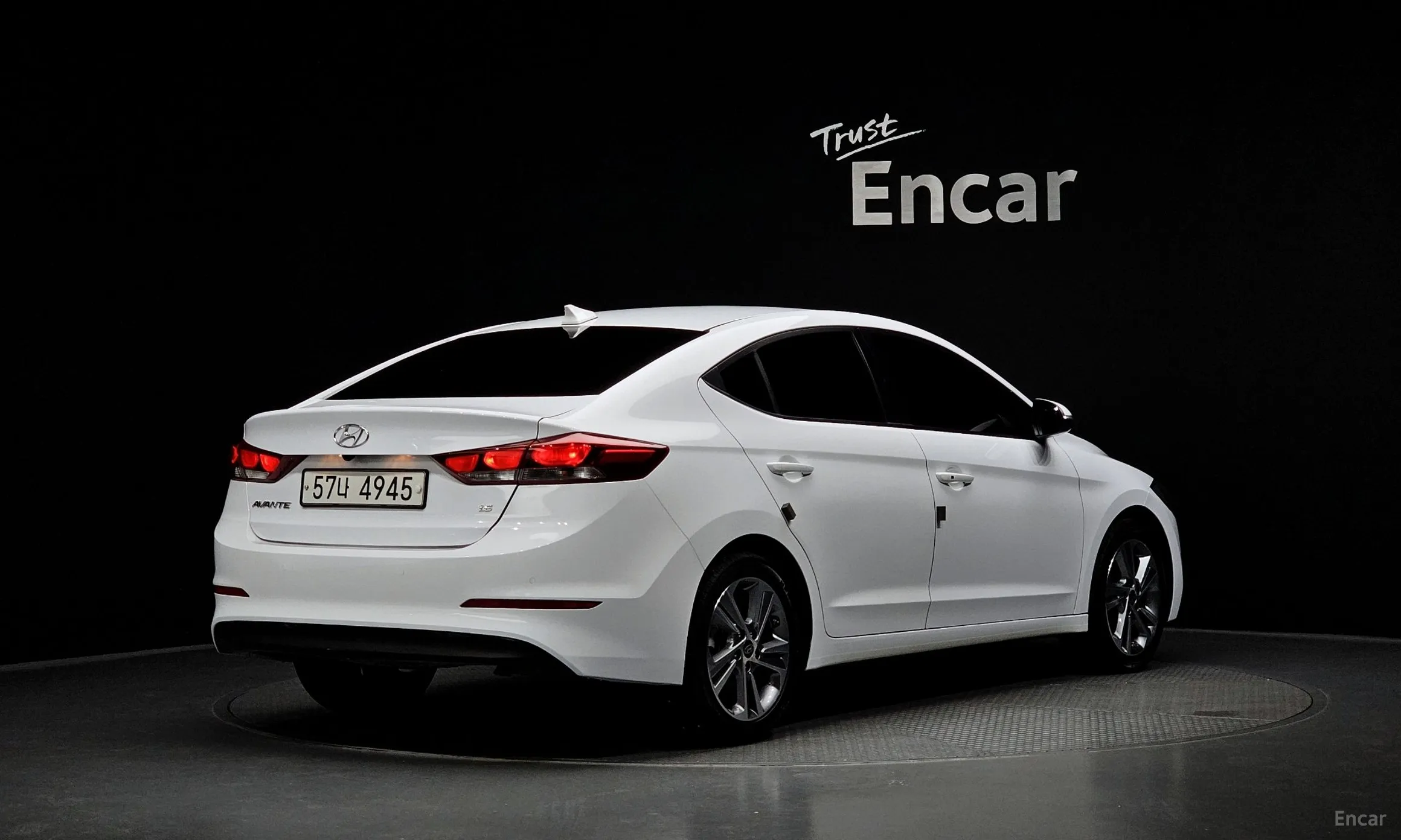 Hyundai Avante AD превью 2