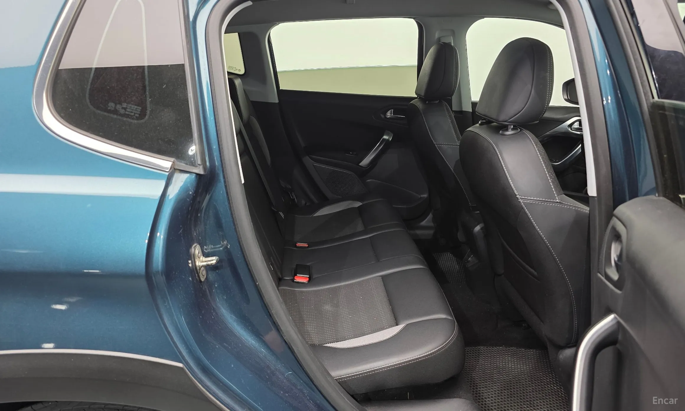 Peugeot 2008. превью 11