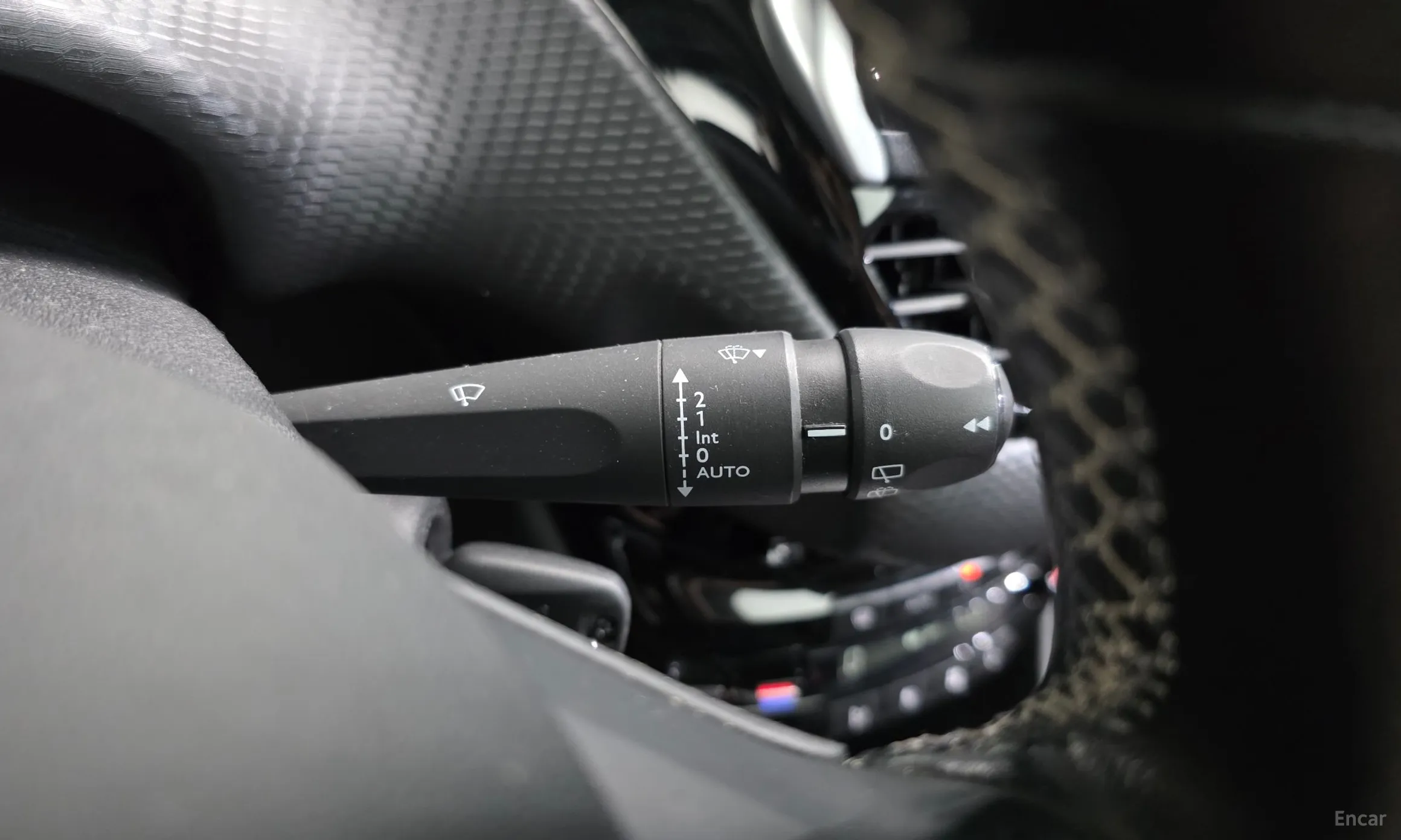 Peugeot 2008. превью 17