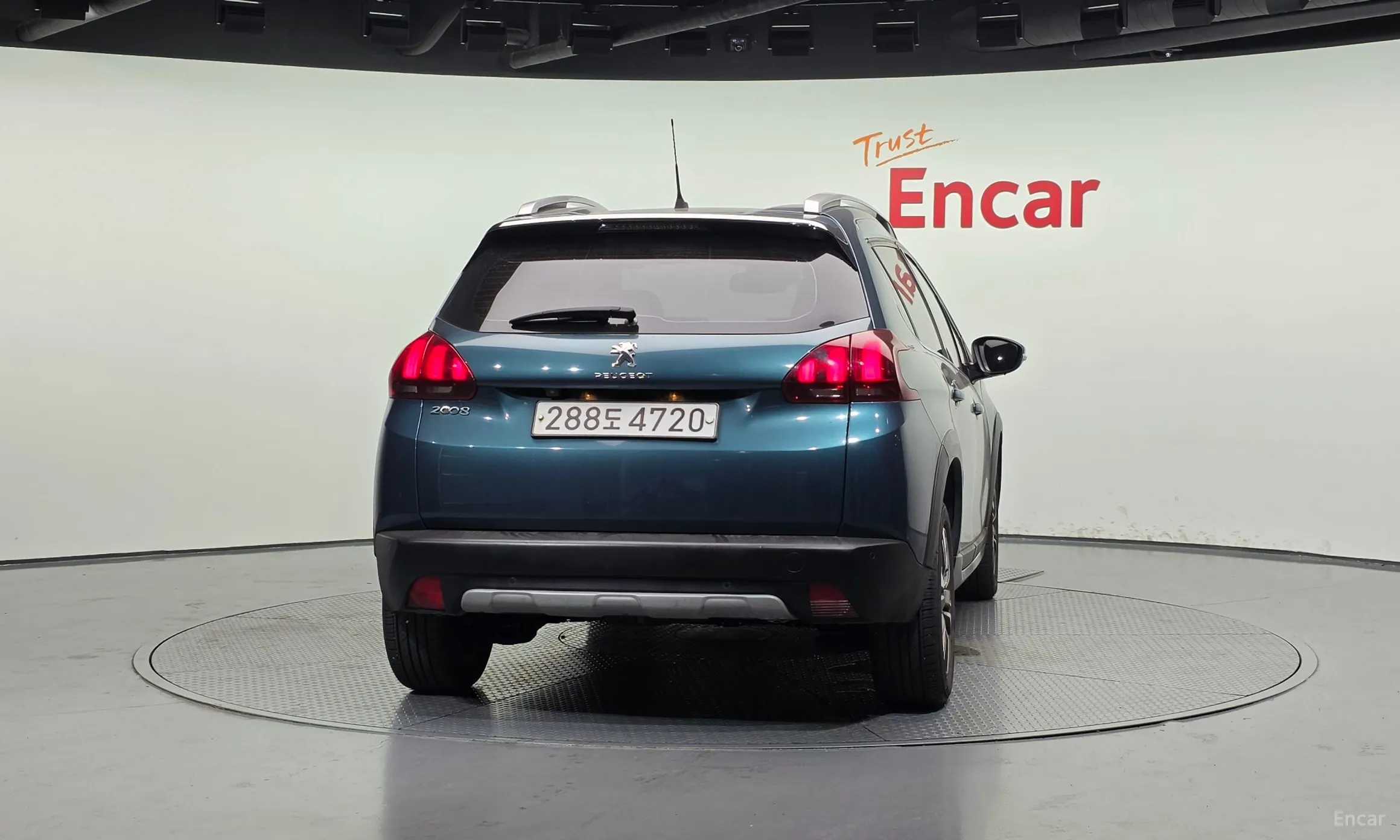 Peugeot 2008. превью 4