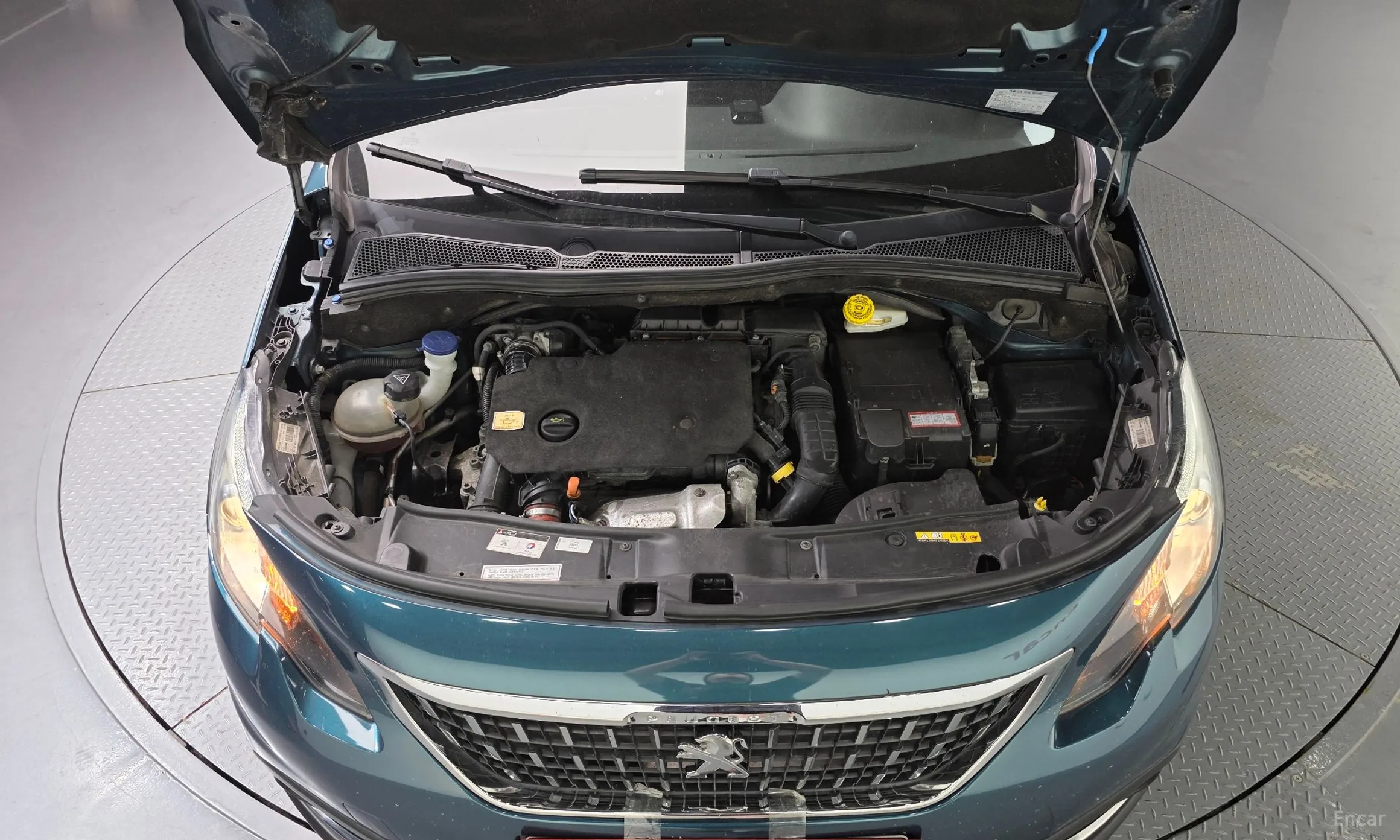 Peugeot 2008. превью 6