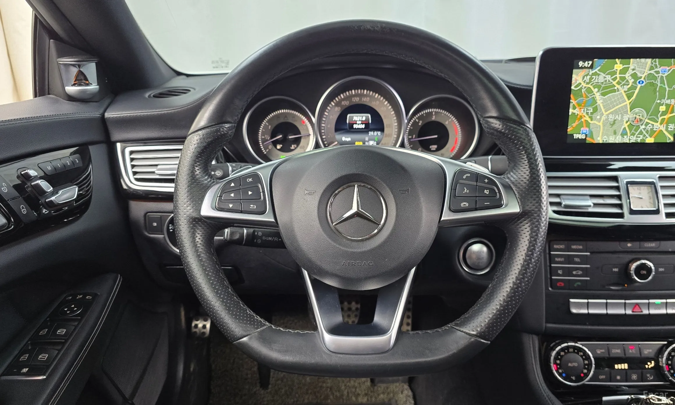 Mercedes Benz CLS-Class W218 превью 12