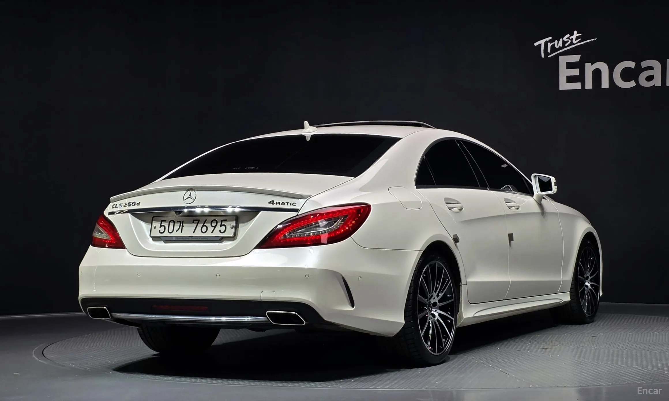Mercedes Benz CLS-Class W218 превью 2