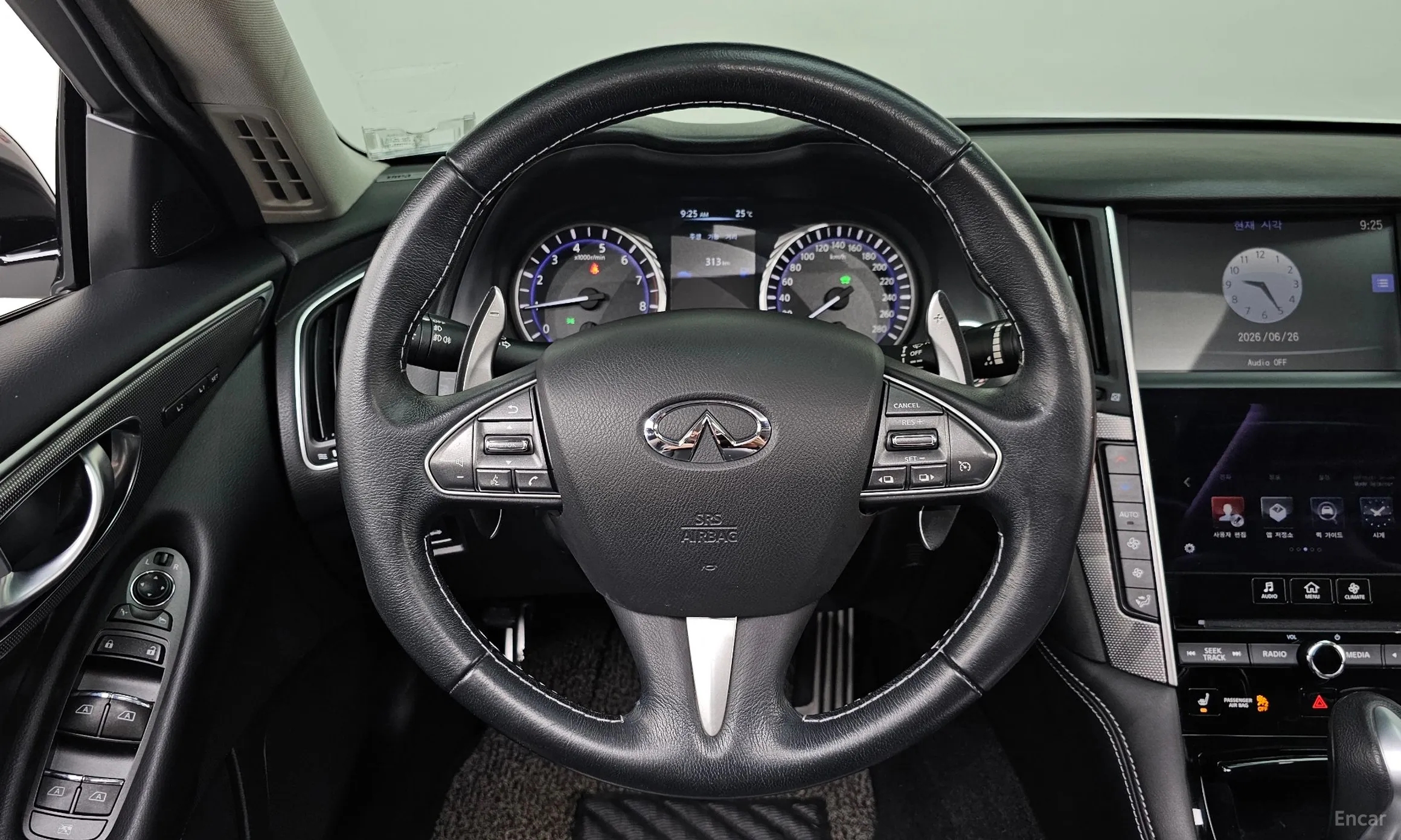 Infiniti Q50 превью 13