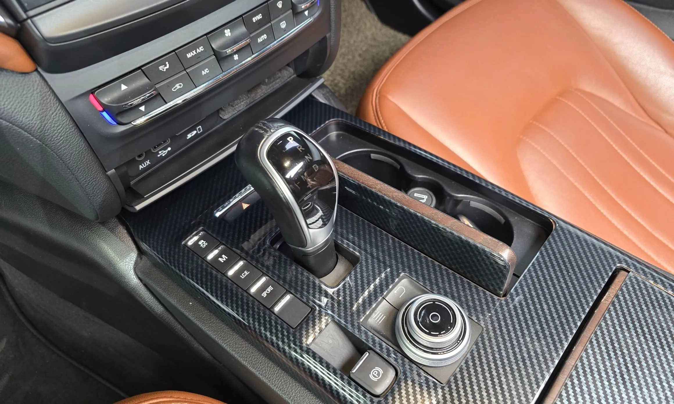 Maserati Ghibli превью 9