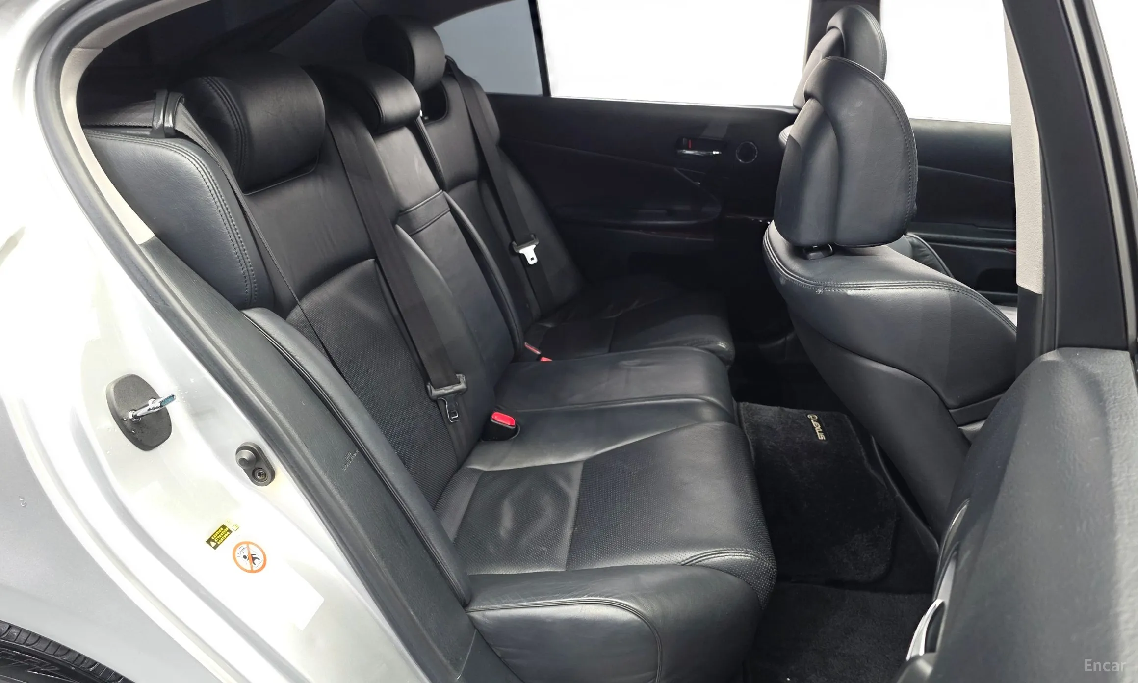 Lexus GS300 превью 11