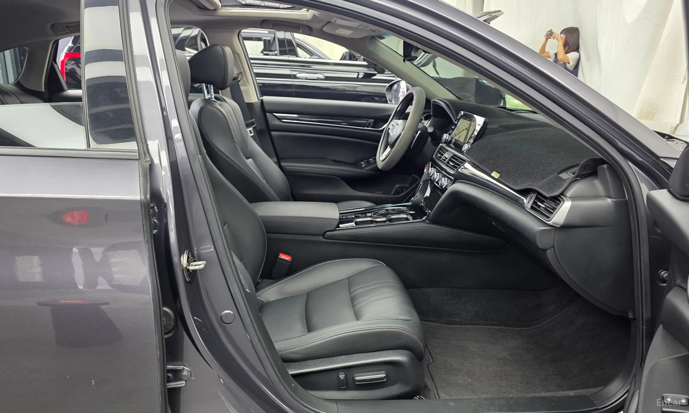 Honda Accord 10th Generation превью 11