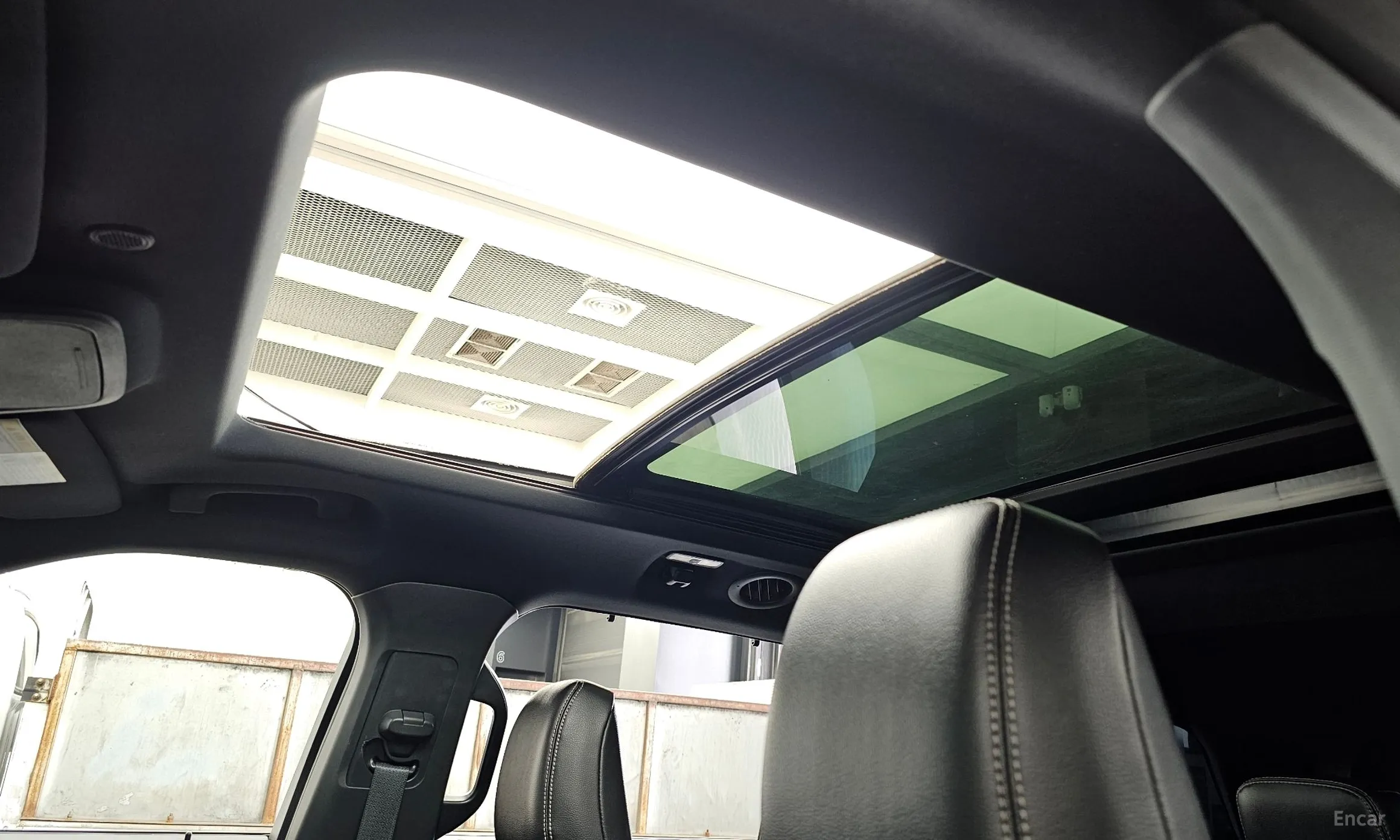 Ford Explorer 6th Generation превью 19