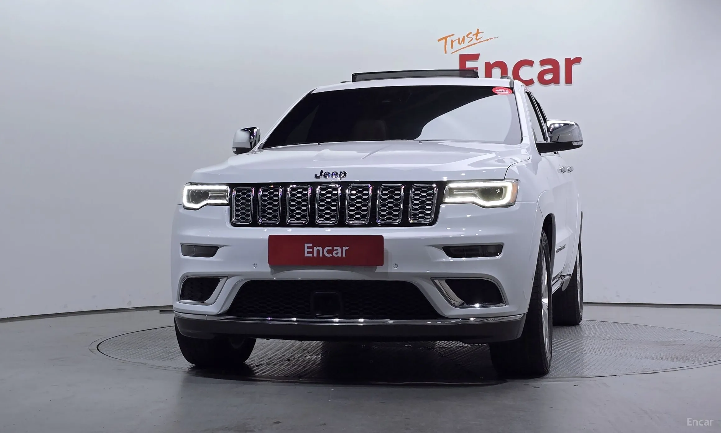 Jeep Grand Cherokee превью 3