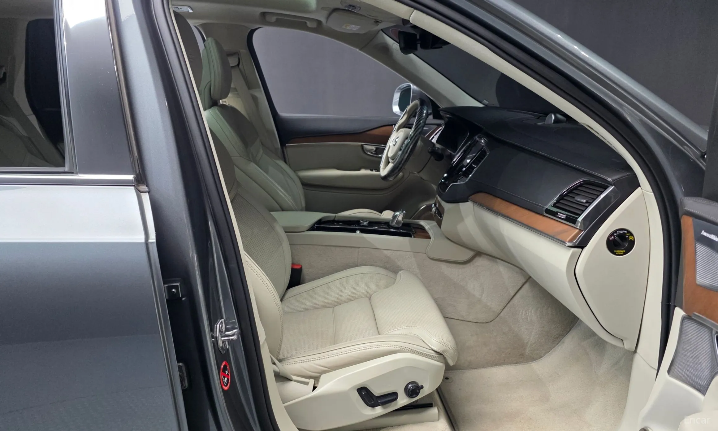 Volvo XC90 Gen 2 превью 11