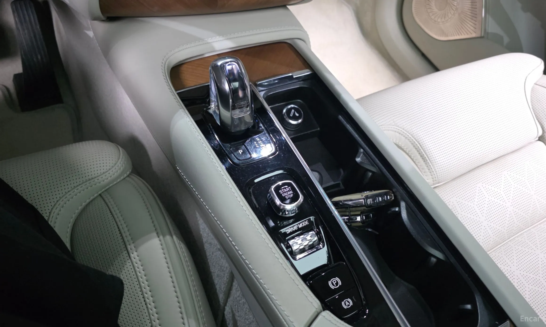 Volvo XC90 Gen 2 превью 9