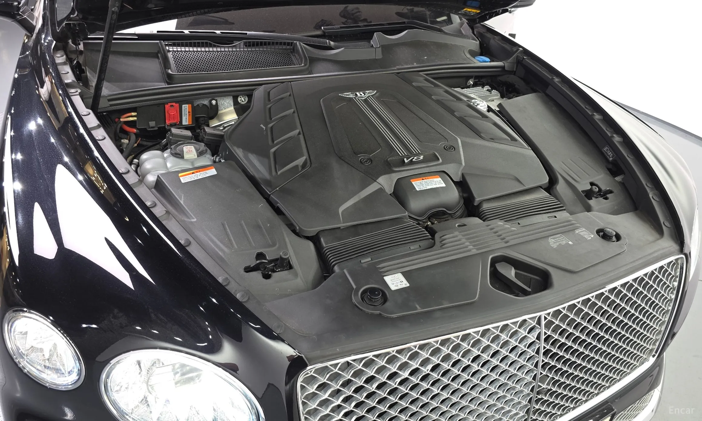 Bentley Bentayga превью 6