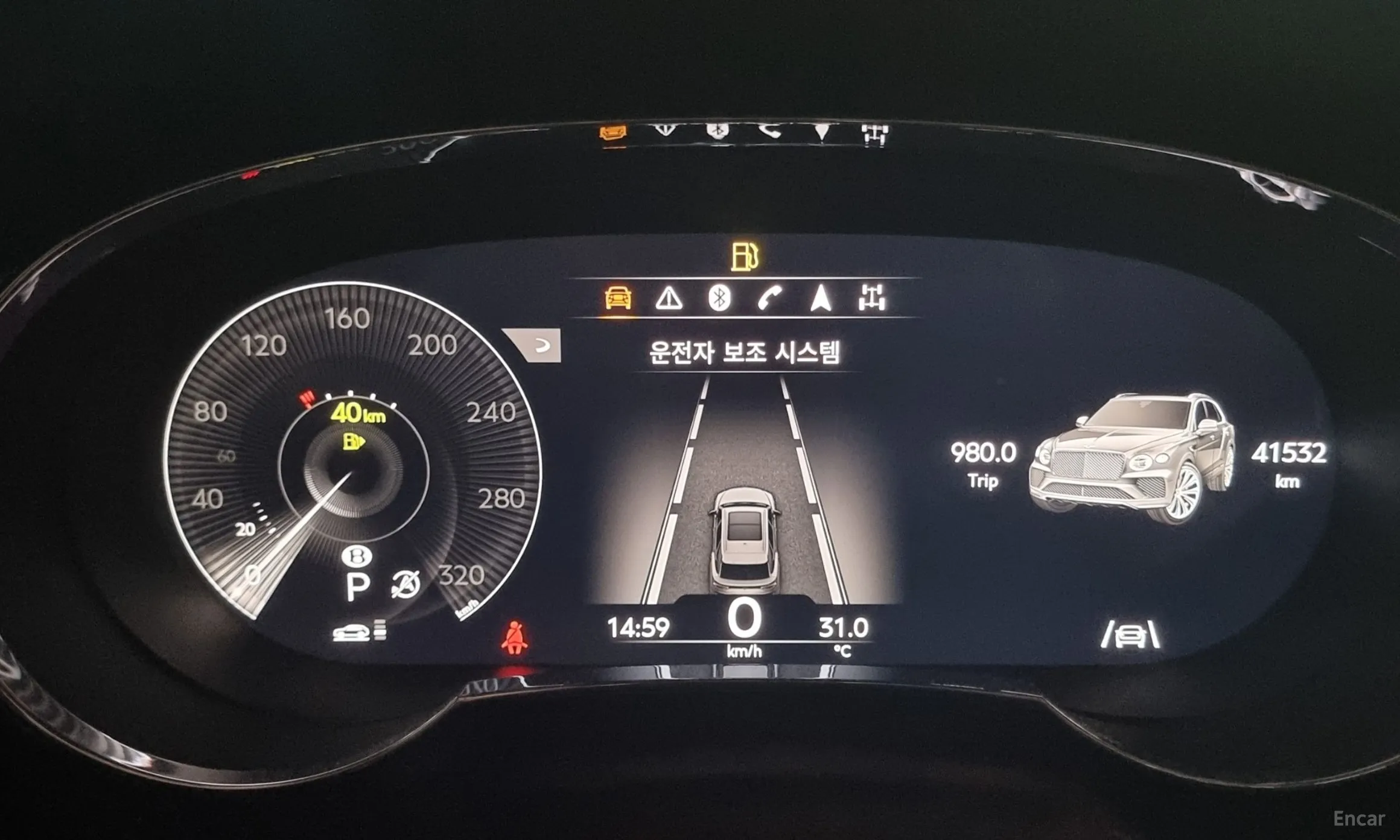 Bentley Bentayga превью 8