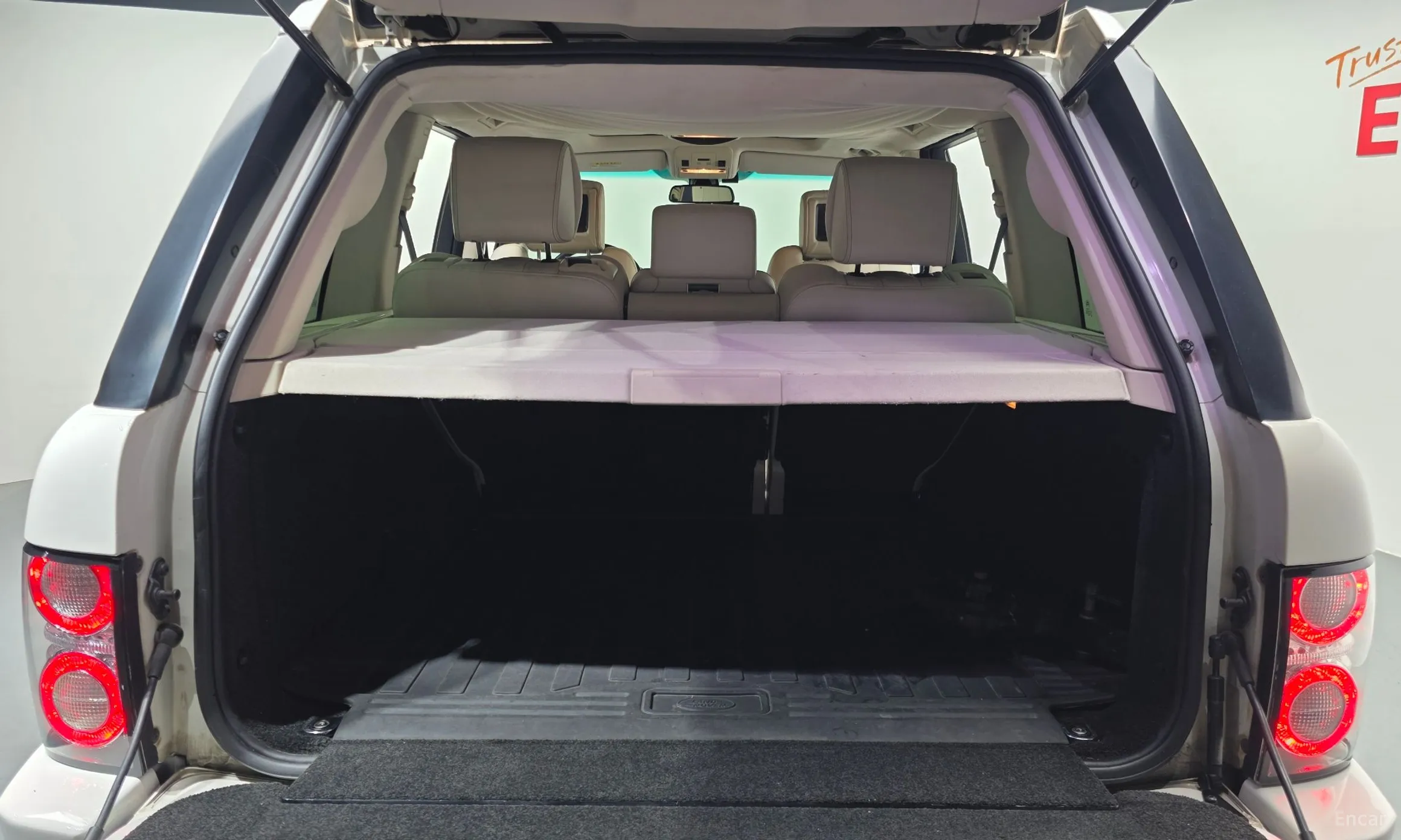 Land Rover Range Rover превью 20
