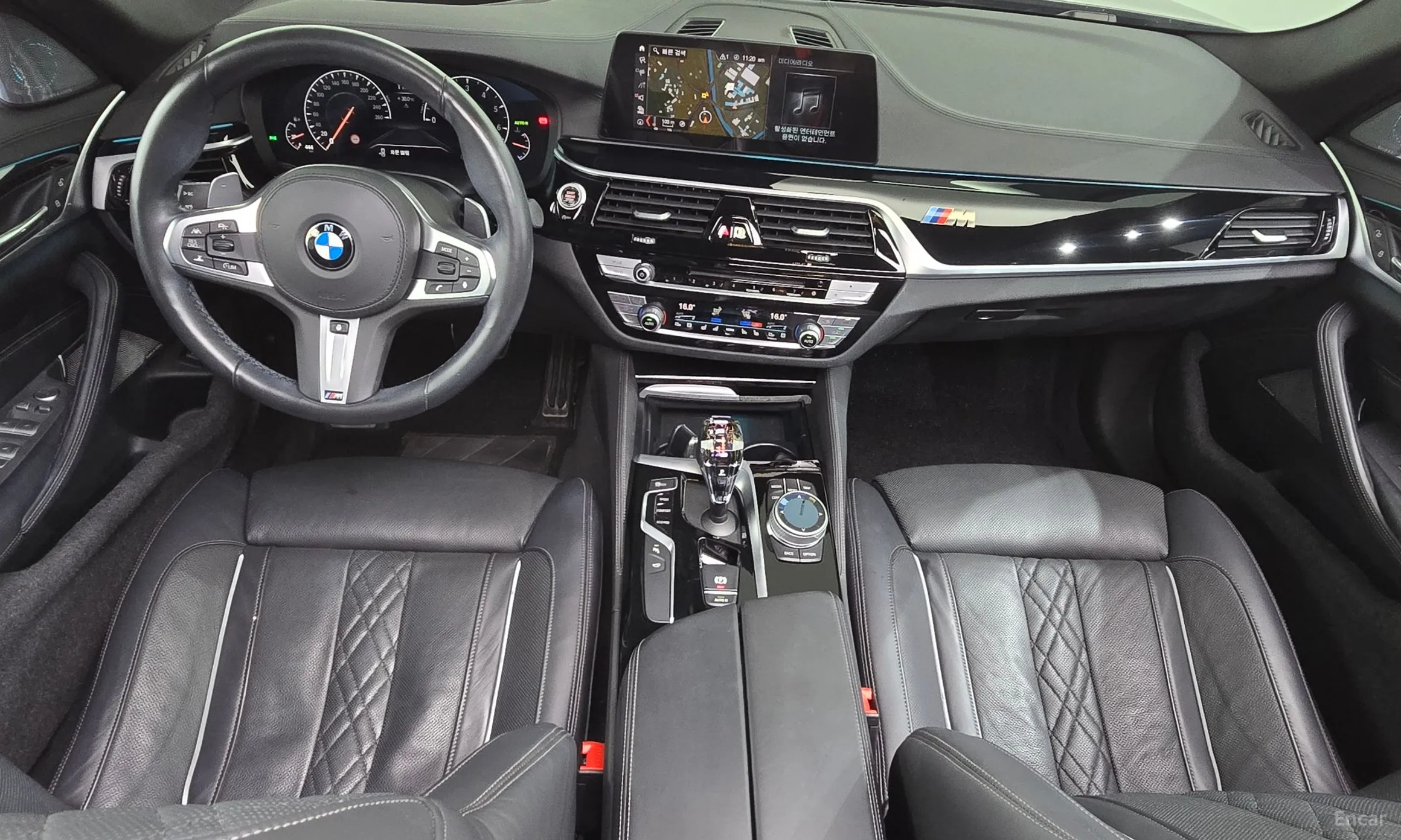 BMW 5 Series (G30) превью 7
