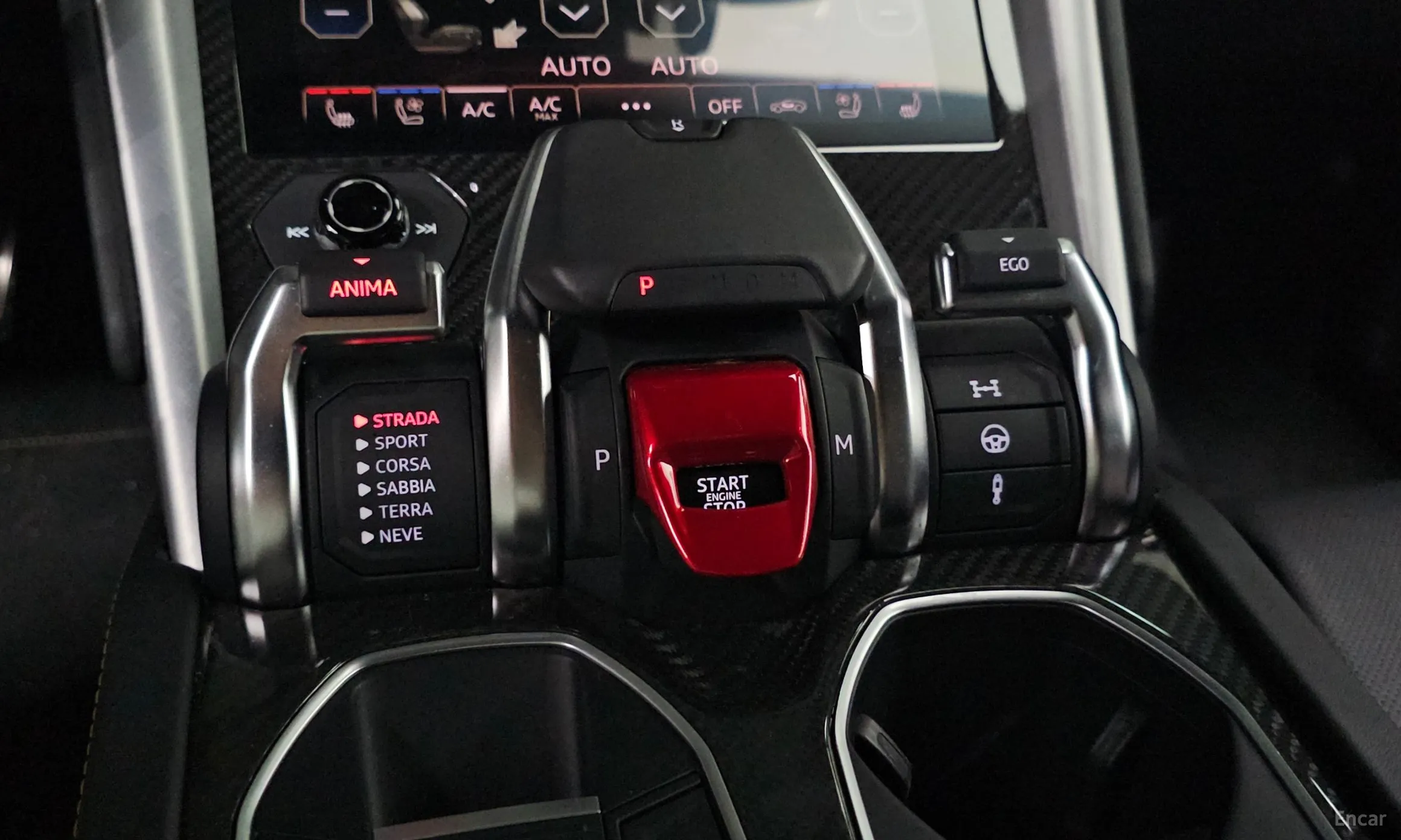 Lamborghini Urus превью 9