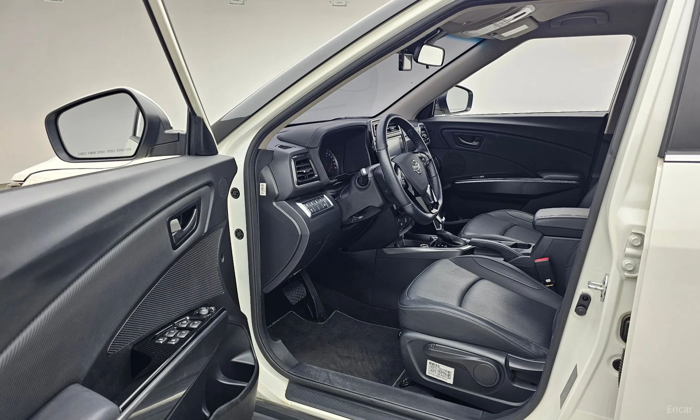 KG Mobility (SsangYong) Berry New Tivoli превью 10