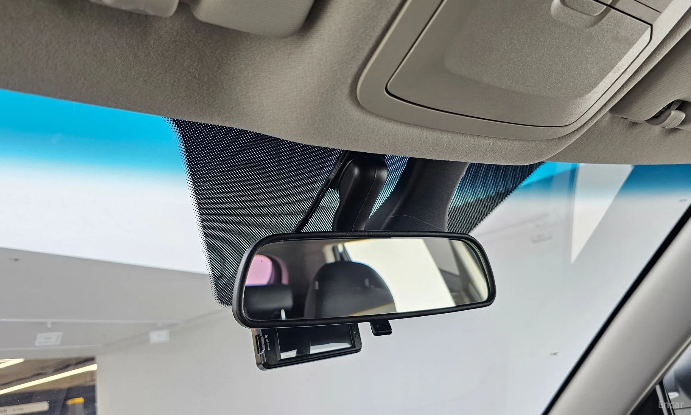 KG Mobility (SsangYong) Berry New Tivoli превью 18