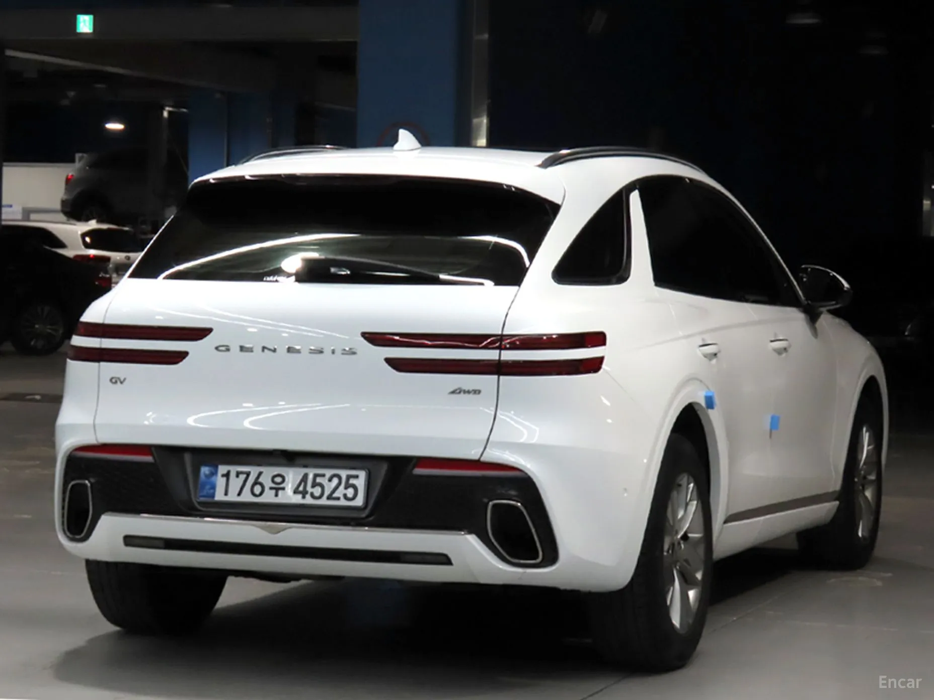 Genesis GV70 превью 2