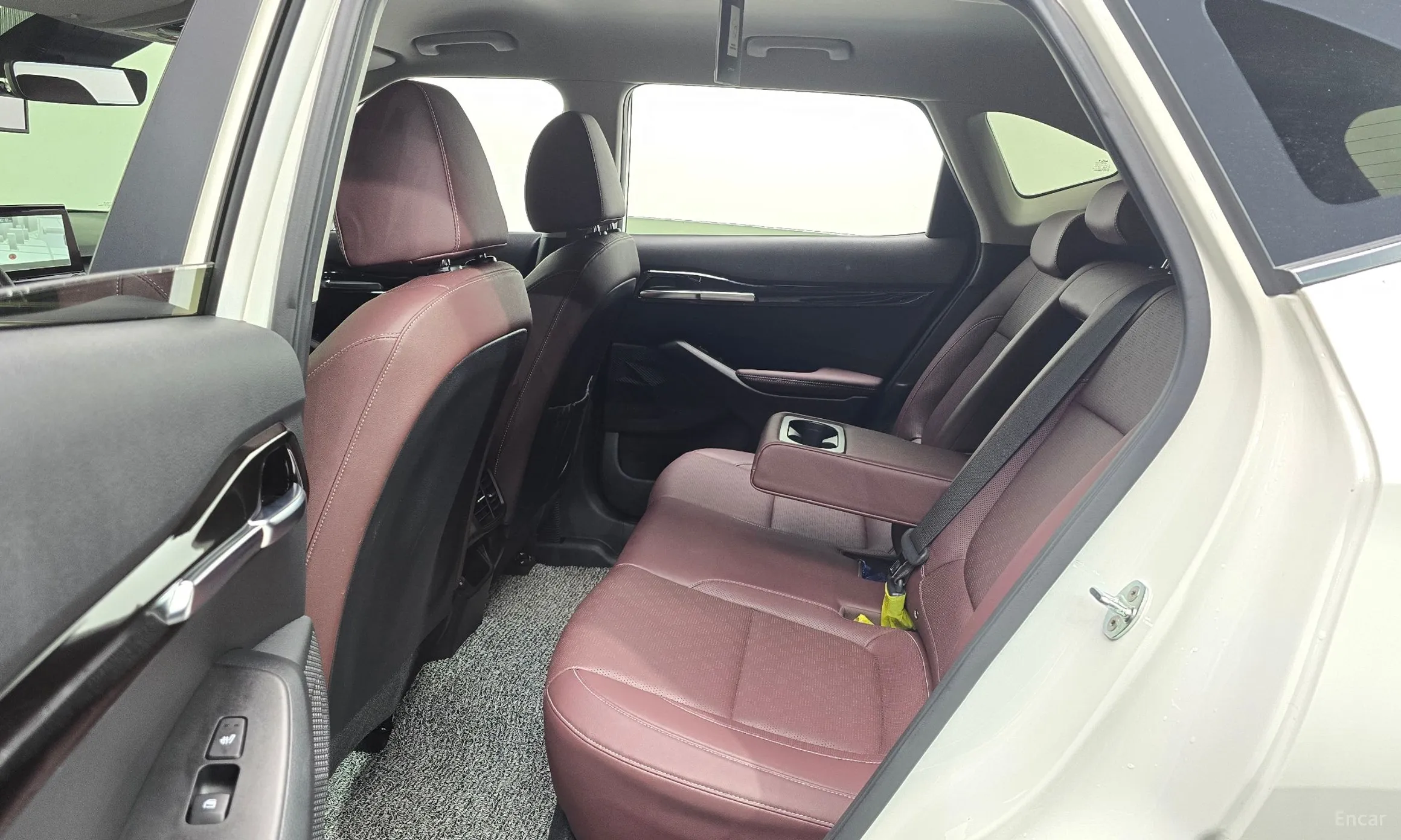 Kia Seltos превью 11