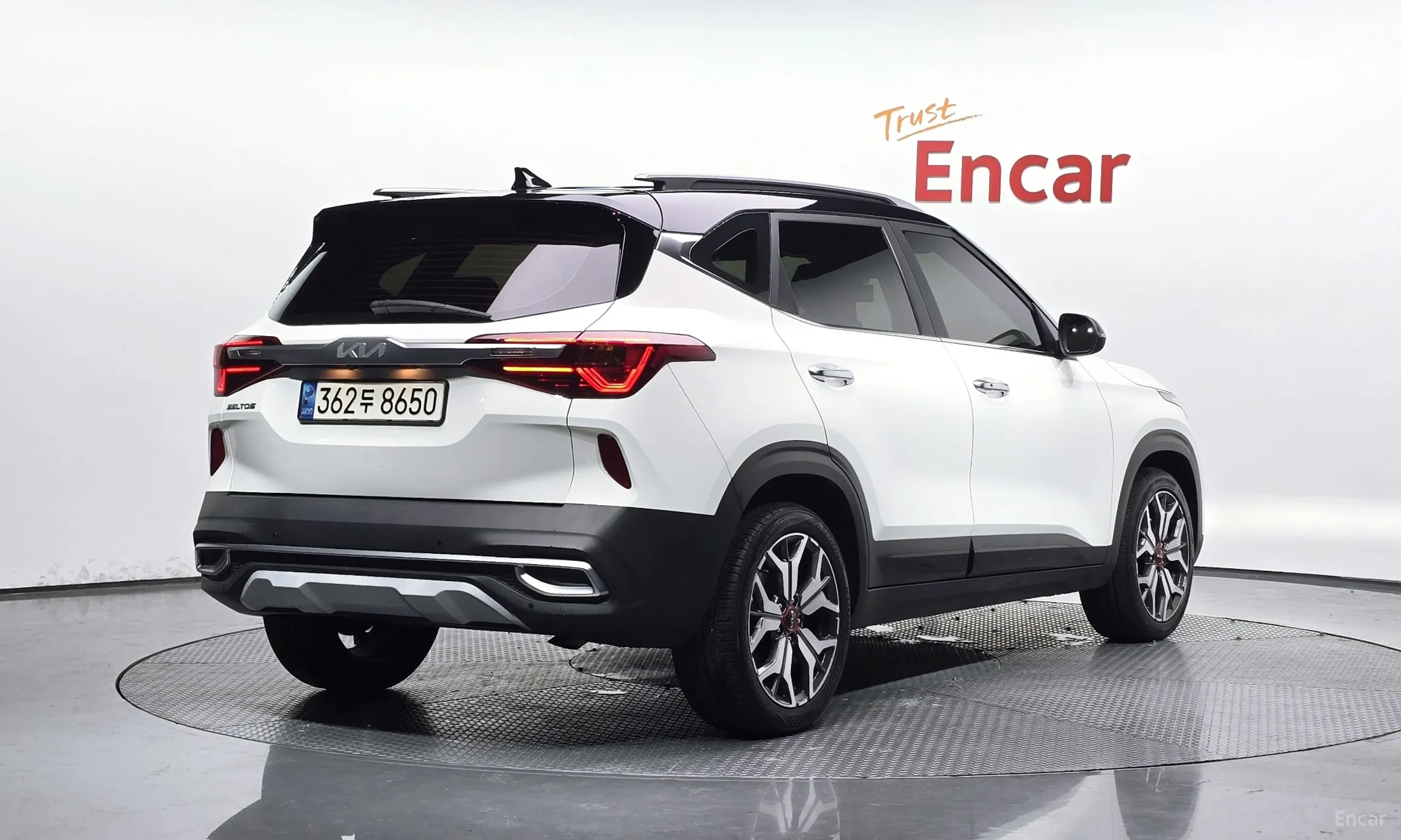 Kia Seltos превью 2