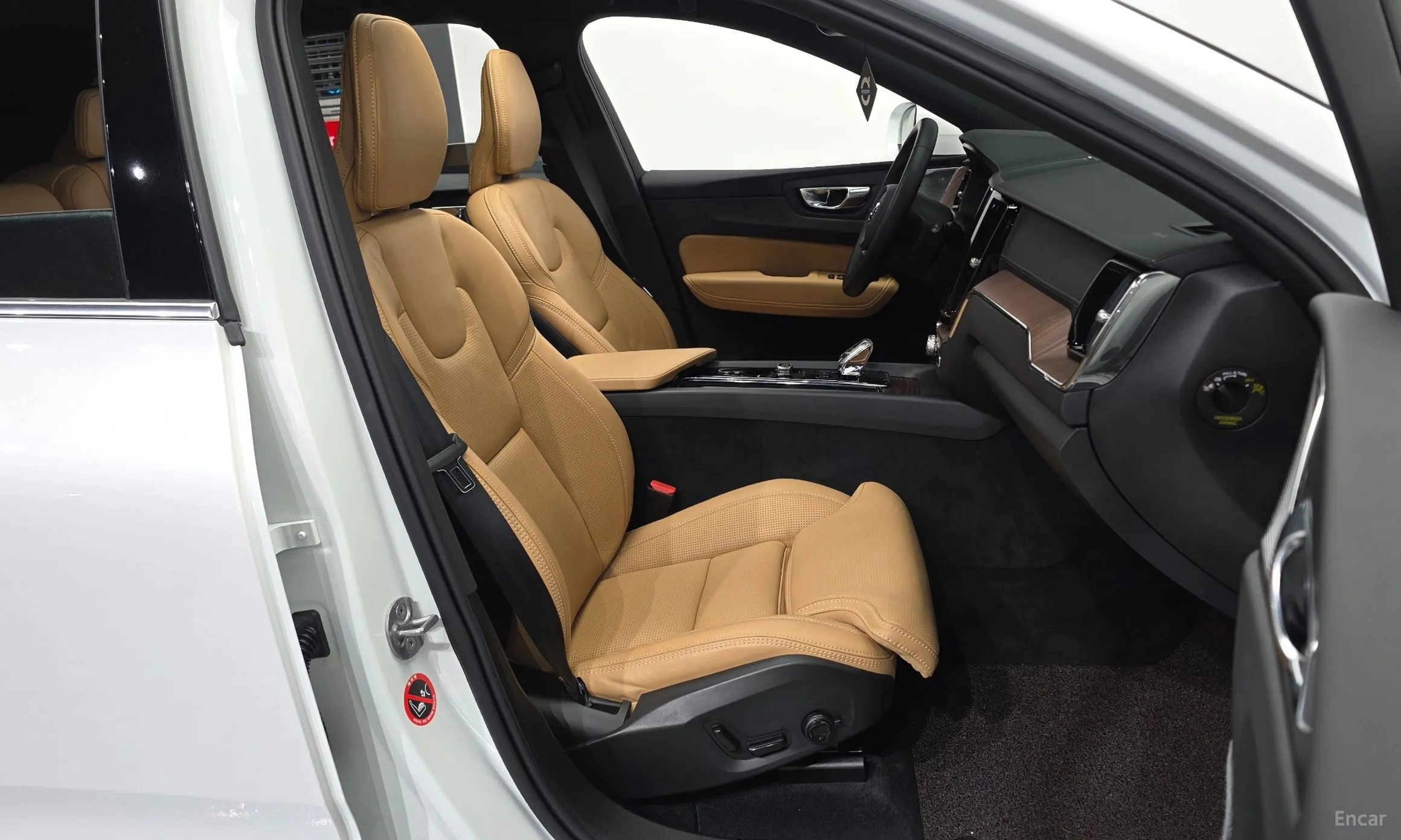 Volvo XC60 Gen 2 превью 11