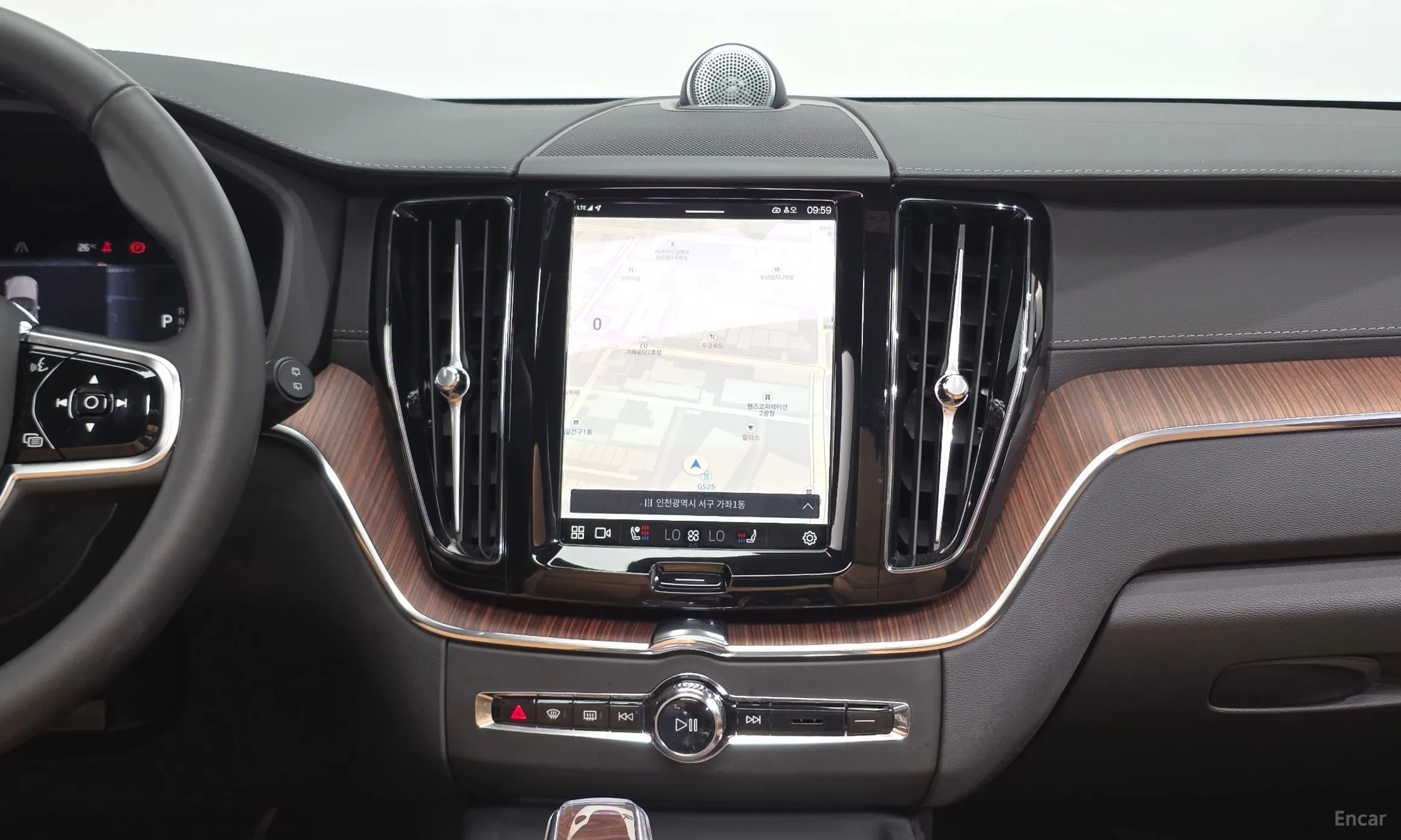 Volvo XC60 Gen 2 превью 14