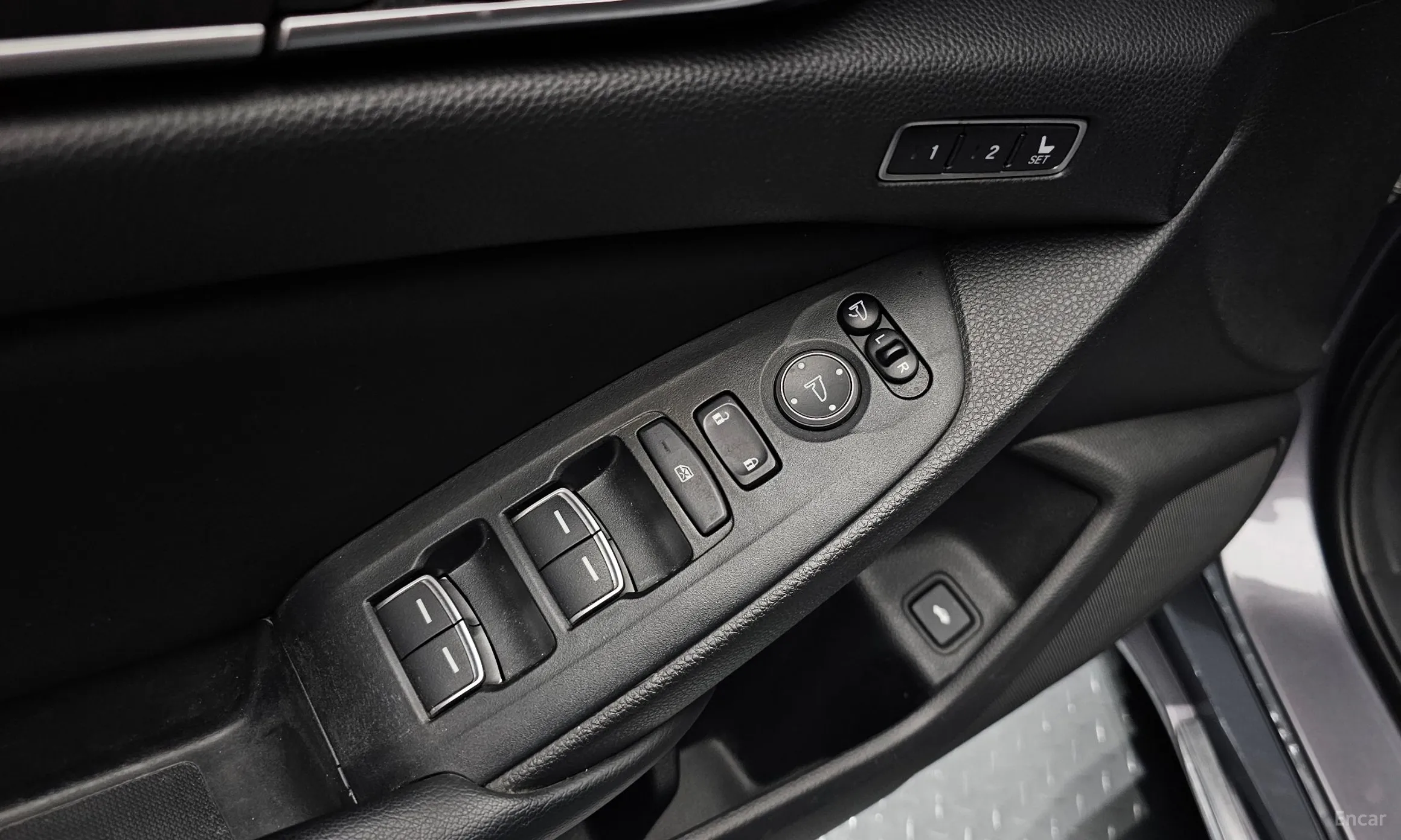 Honda Accord 10th Generation превью 16