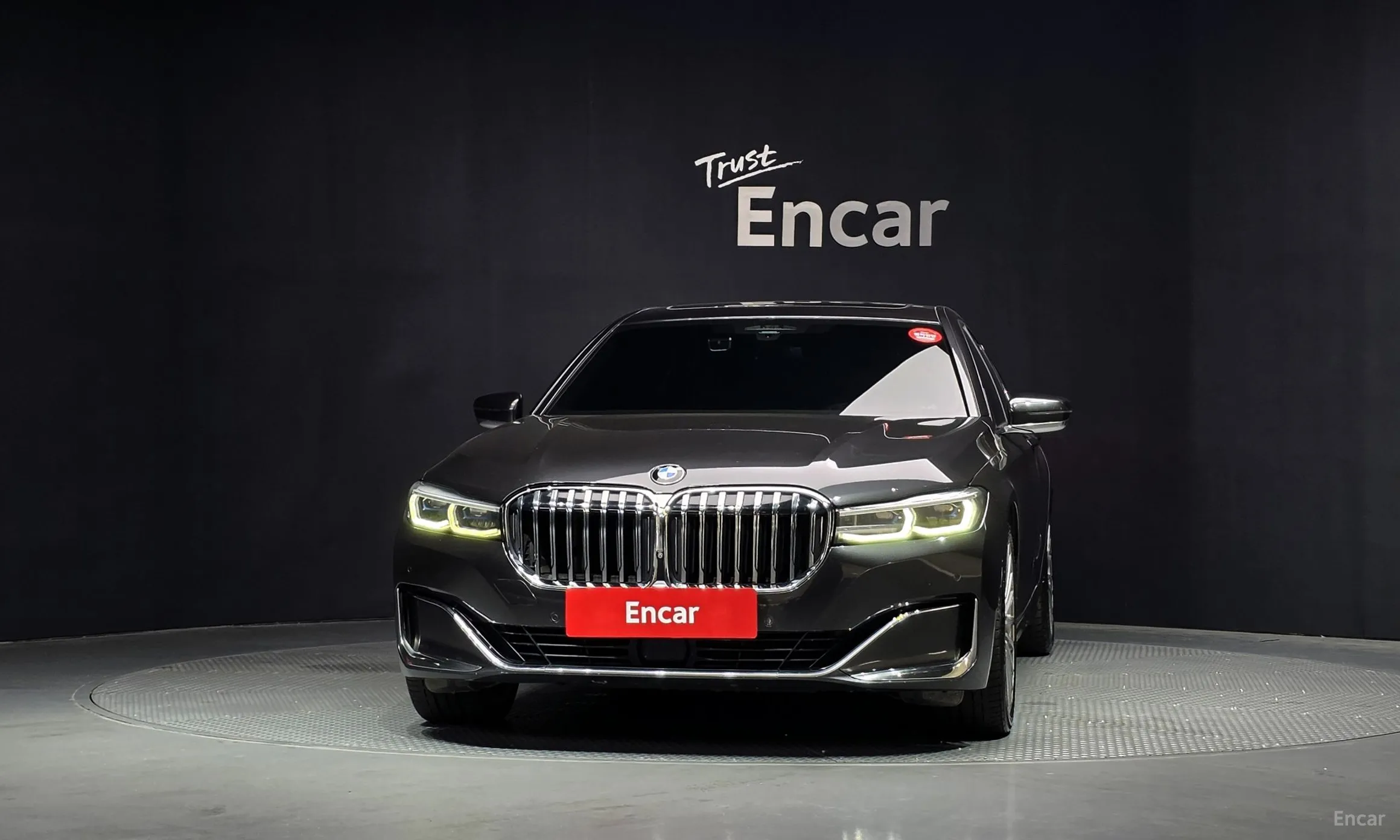 BMW 7 Series (G11) превью 3