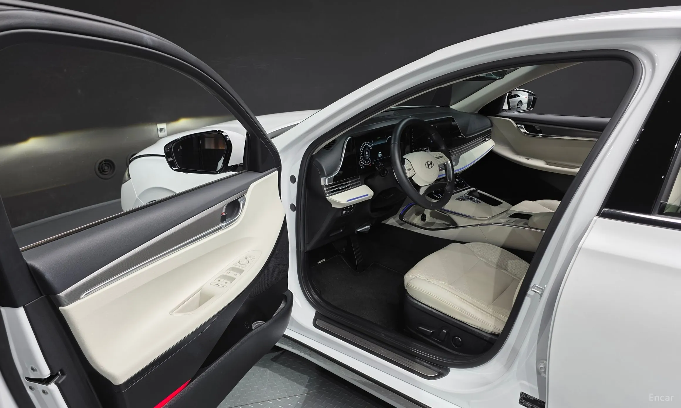 Hyundai Grandeur IG превью 10