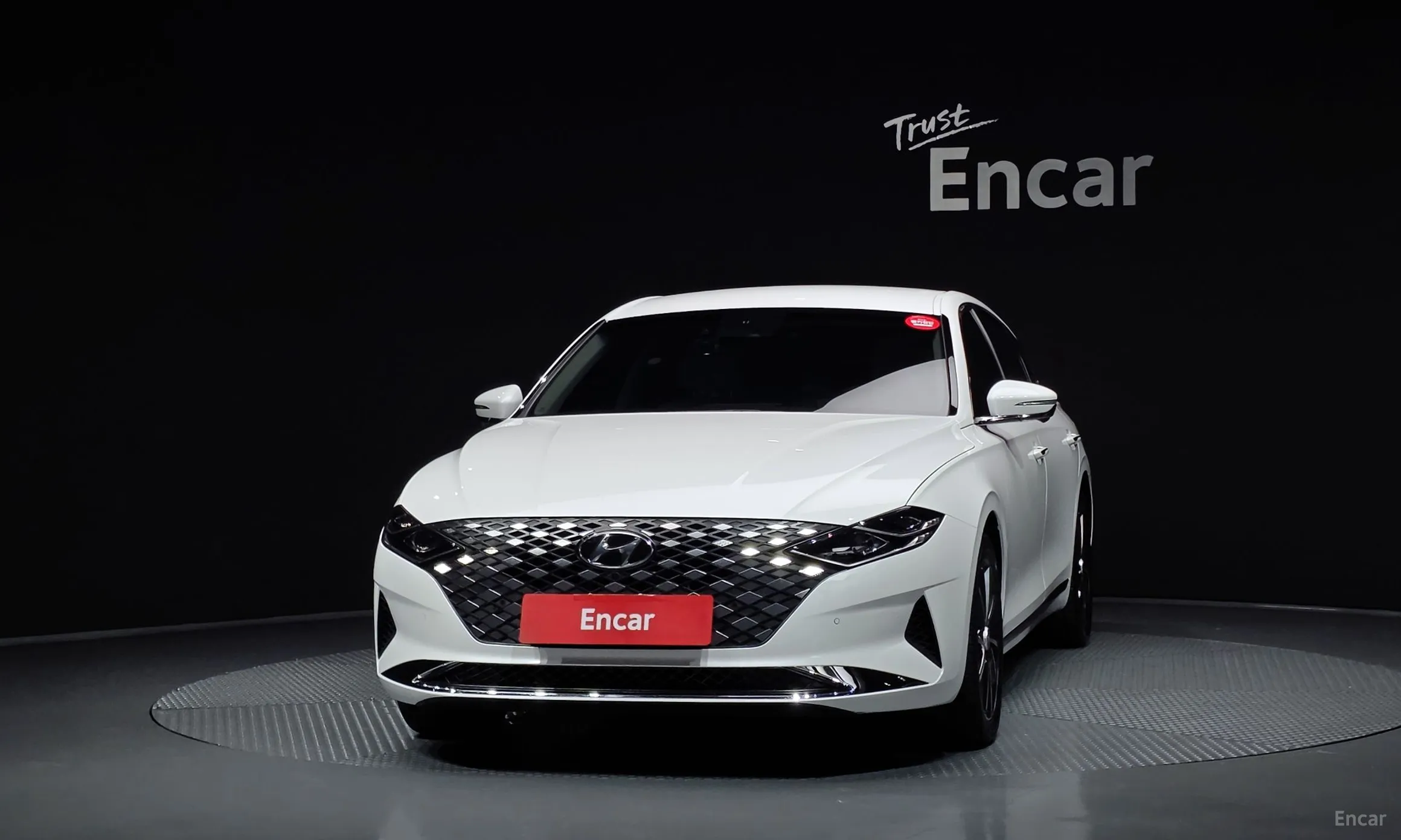 Hyundai Grandeur IG превью 3