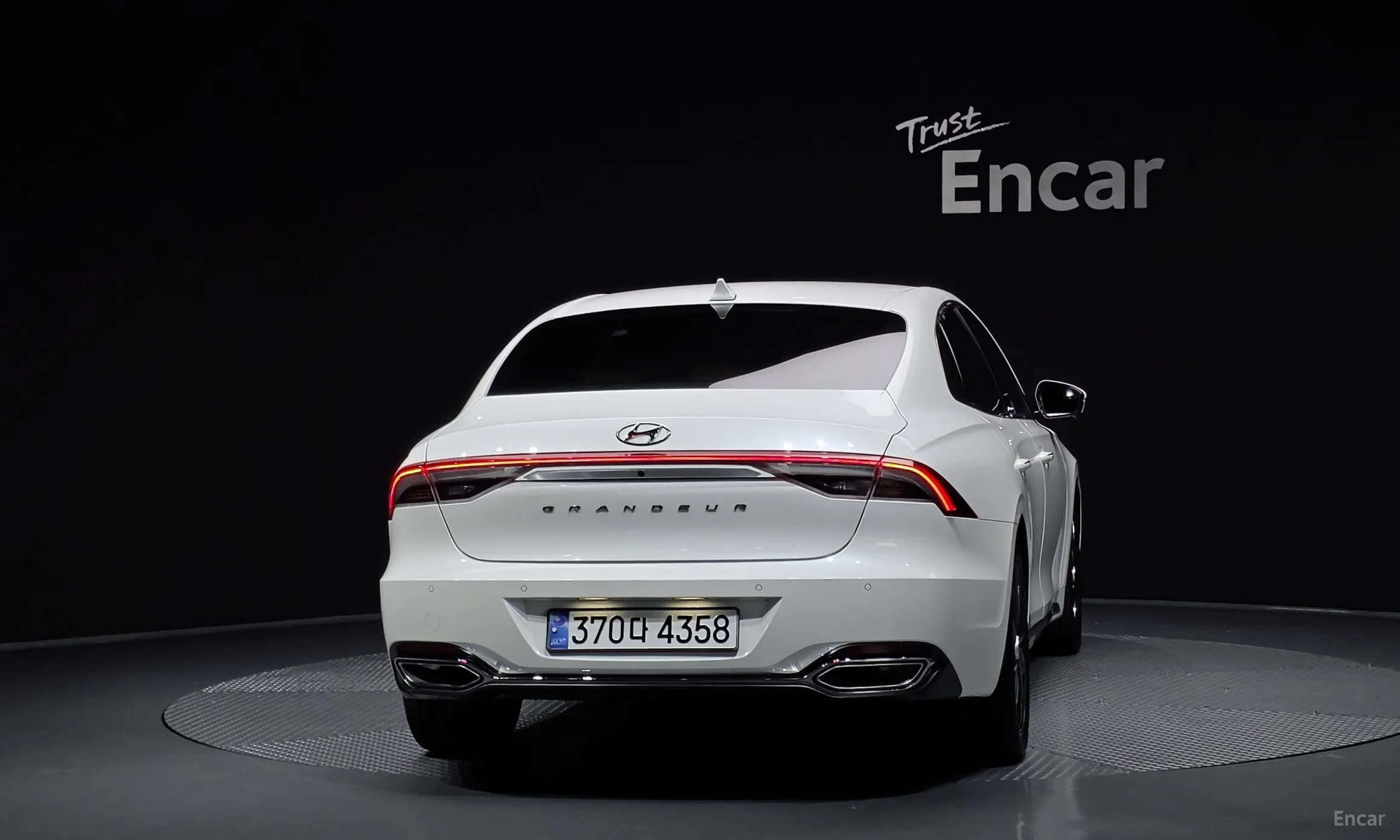 Hyundai Grandeur IG превью 4
