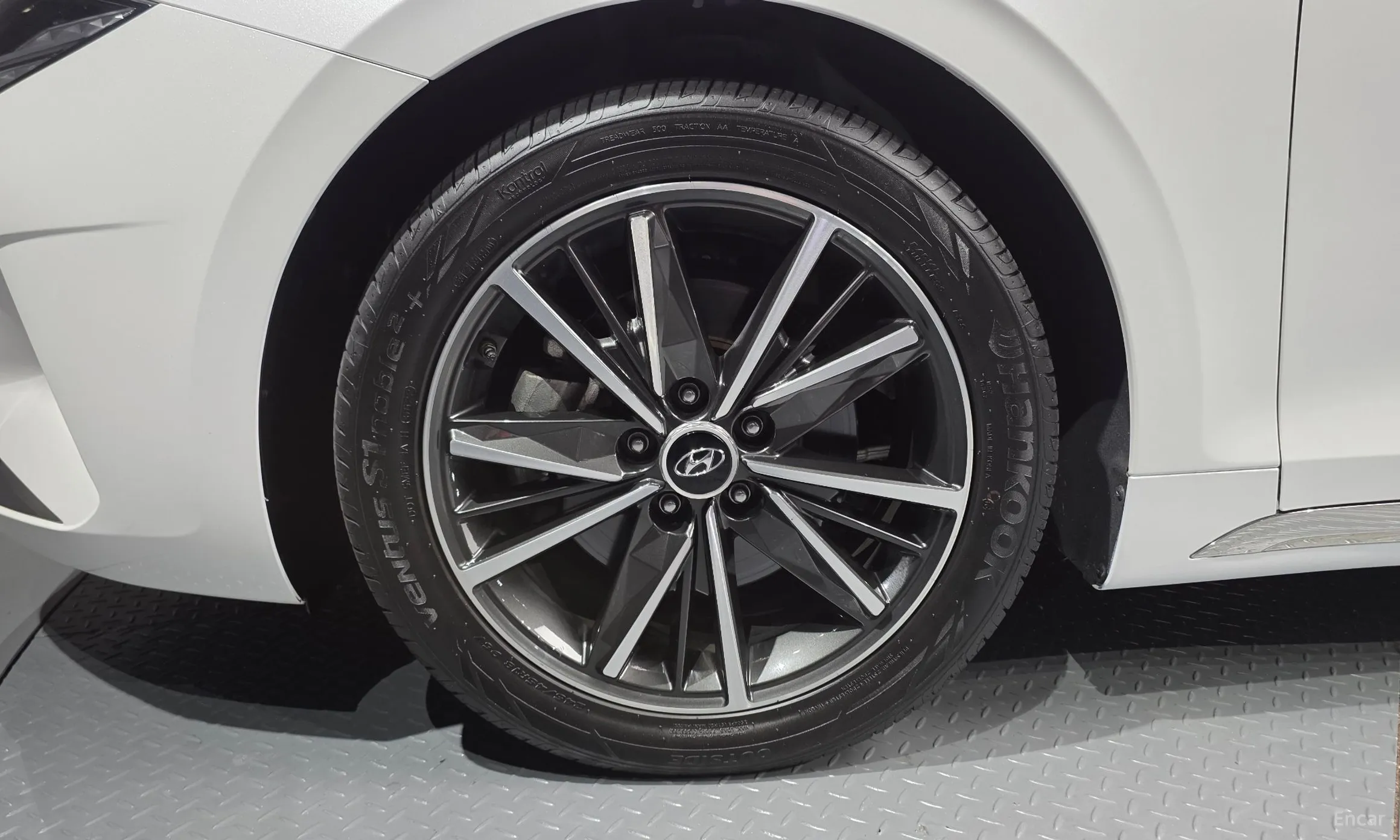Hyundai Grandeur IG превью 5