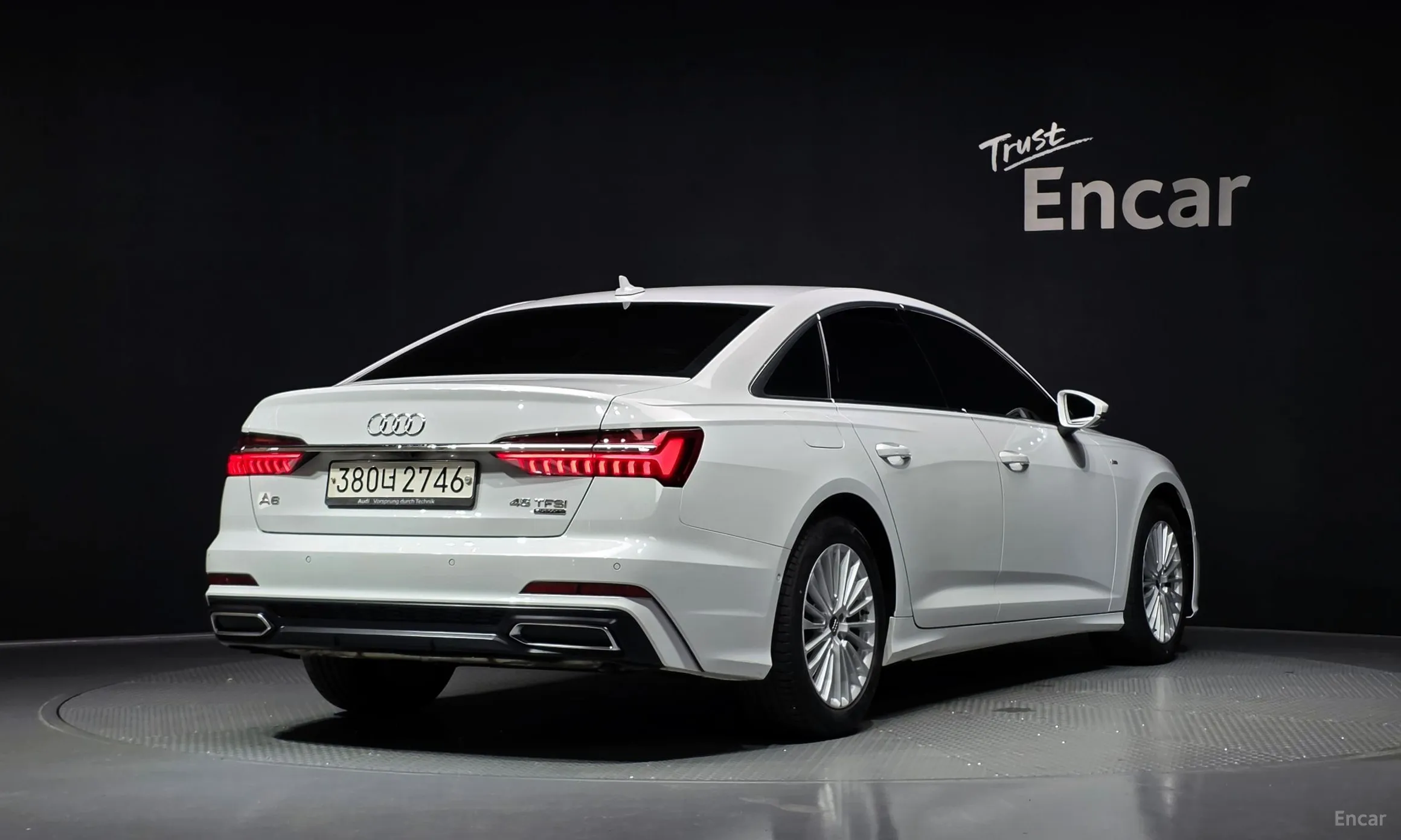 Audi A6 (C8)