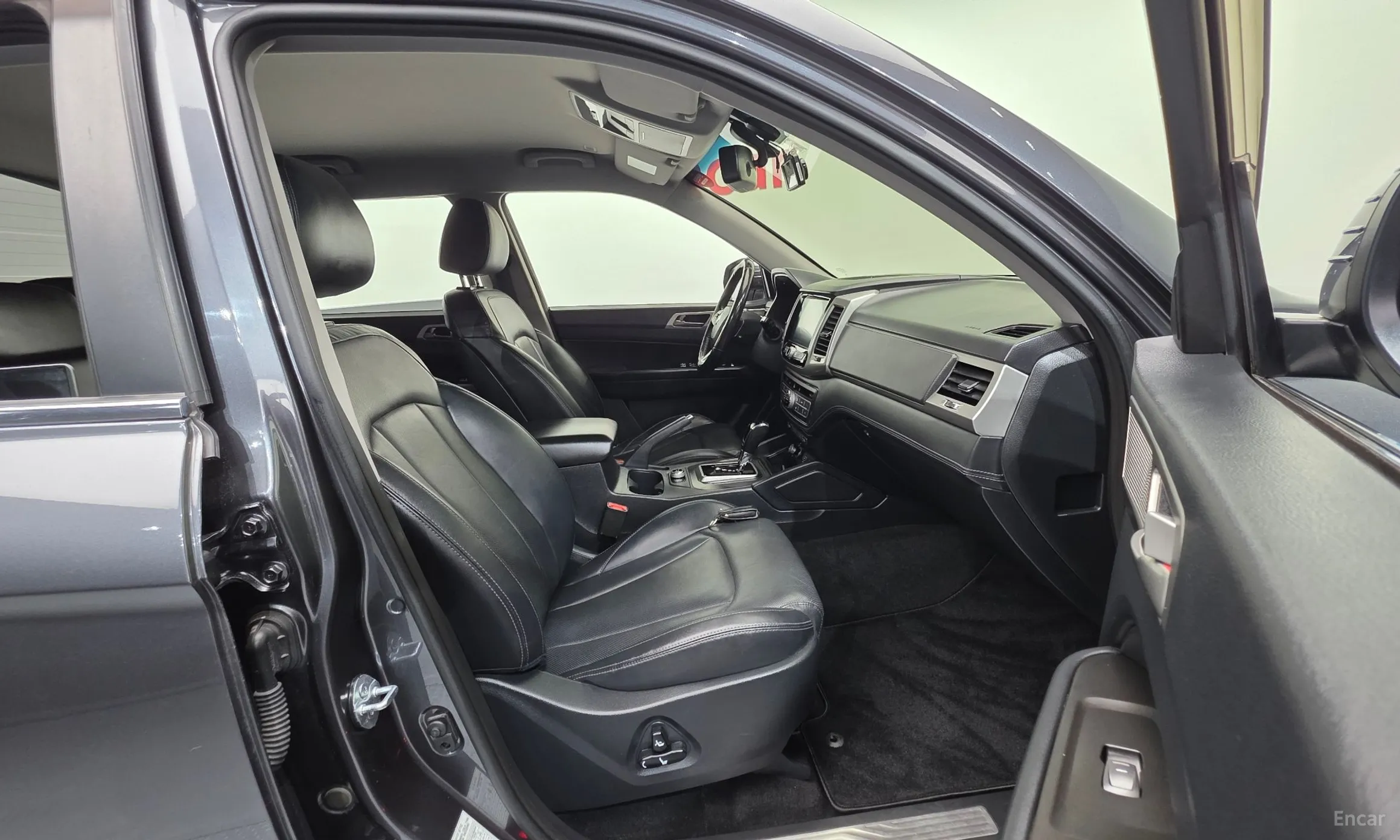 KG Mobility (SsangYong) Rexton Sports превью 10