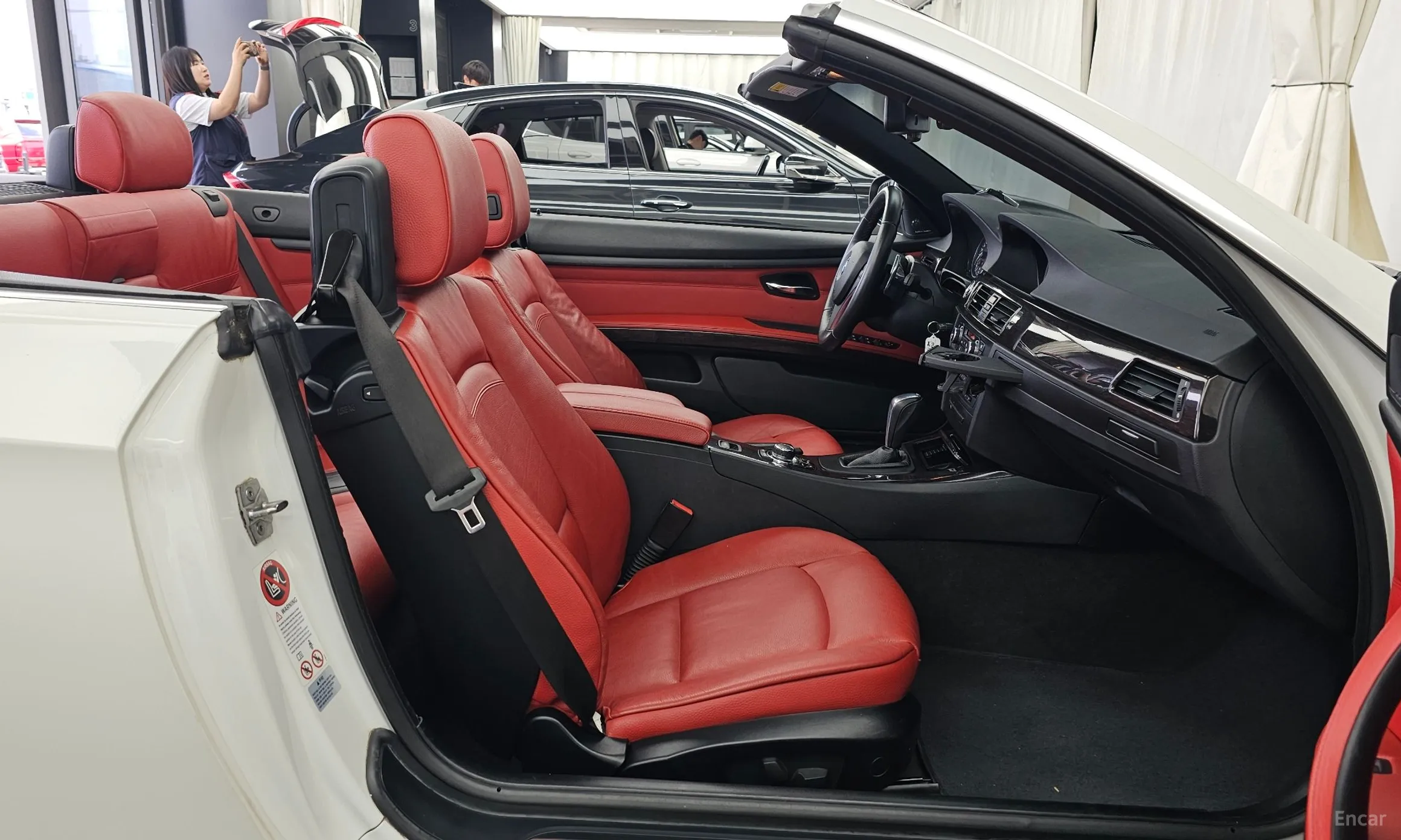 BMW 3 Series (E90) превью 11