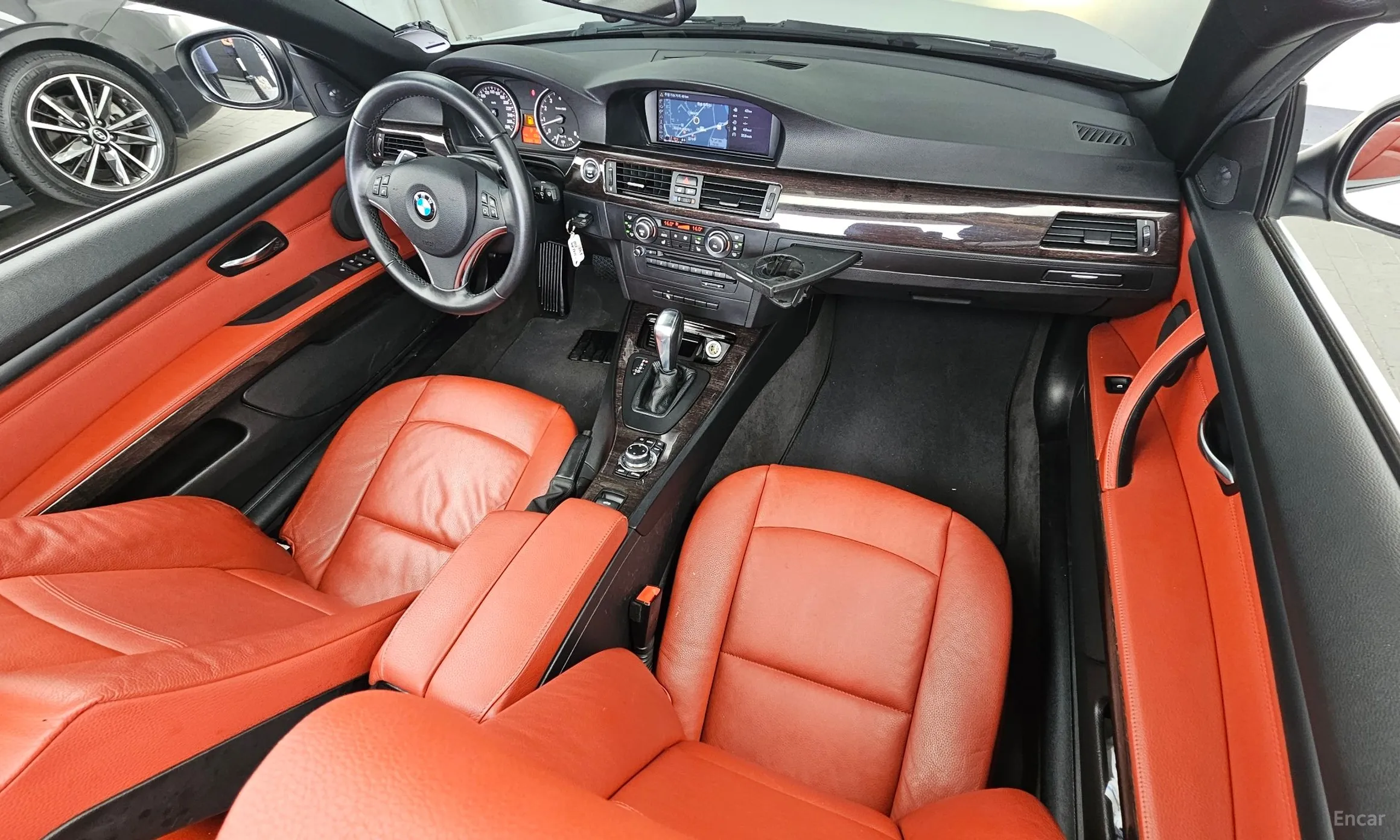 BMW 3 Series (E90) превью 7