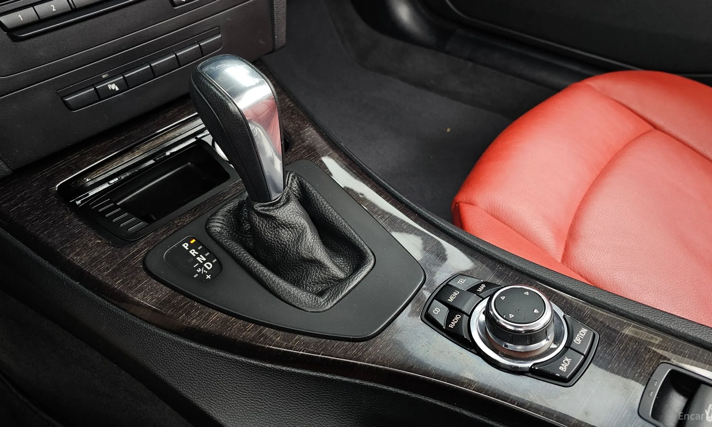 BMW 3 Series (E90) превью 9