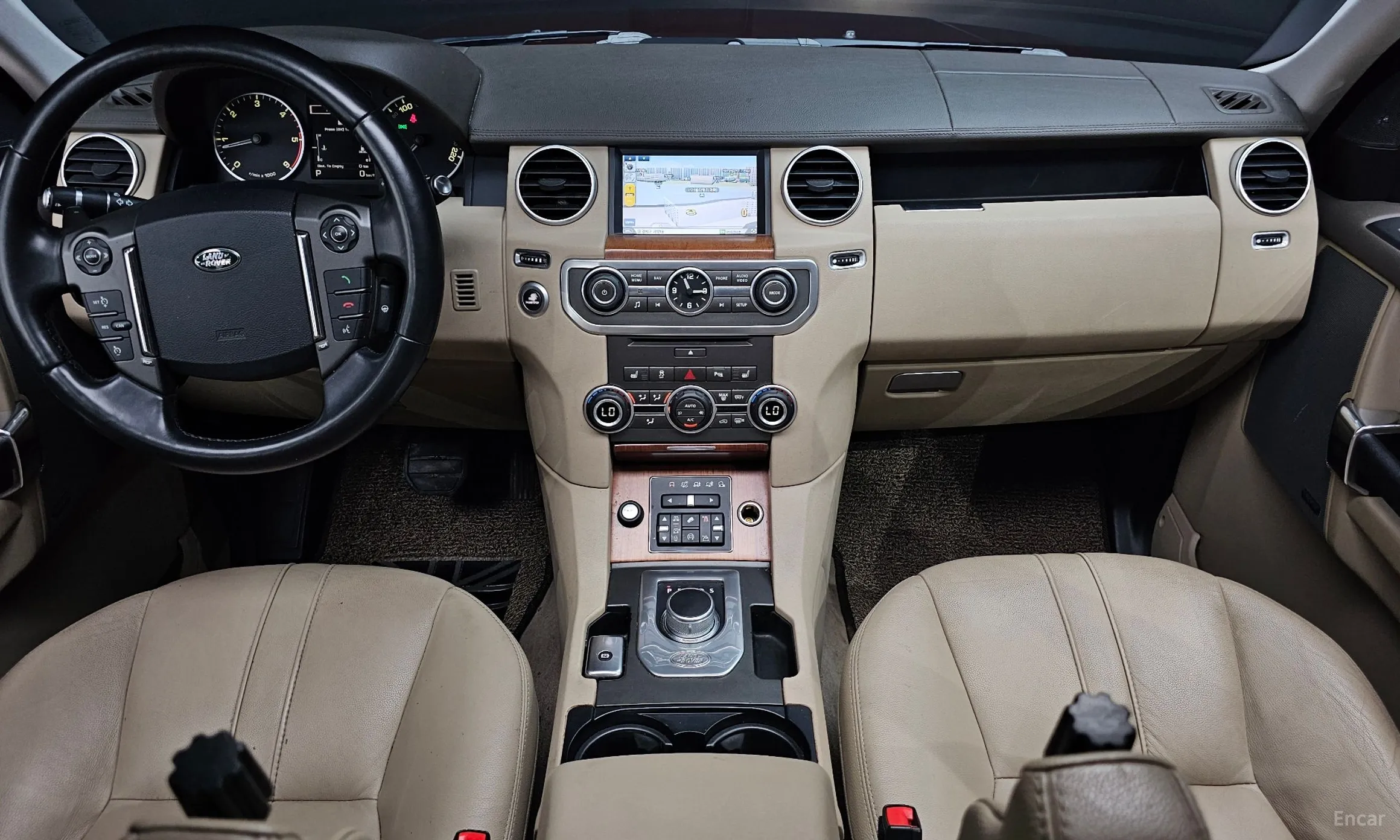Land Rover Discovery 4 превью 7