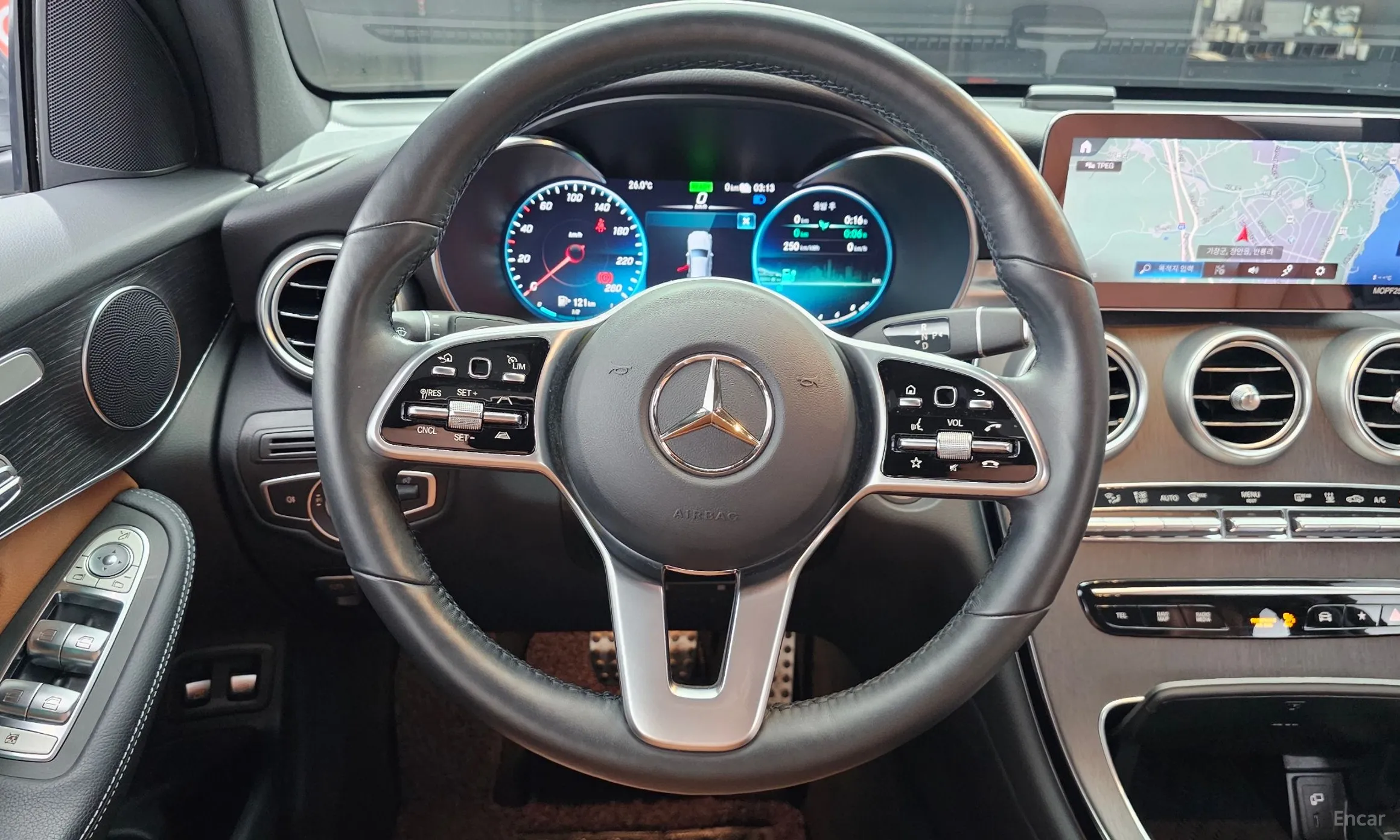 Mercedes Benz GLC-Class X253 превью 12