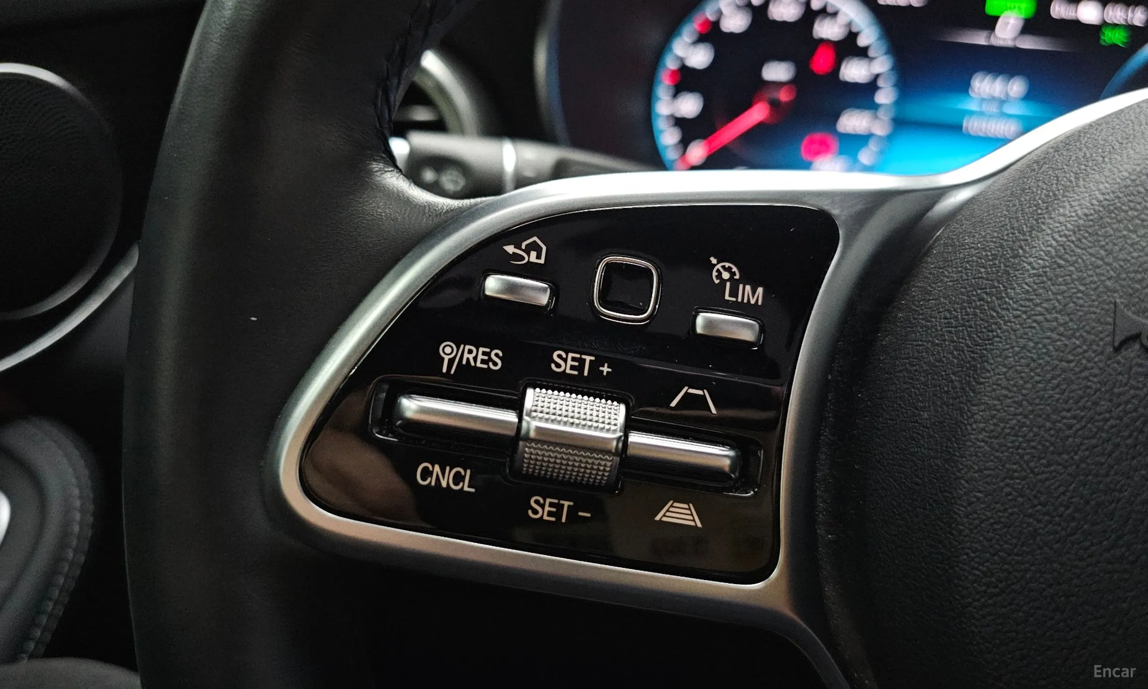 Mercedes Benz GLC-Class X253 превью 20