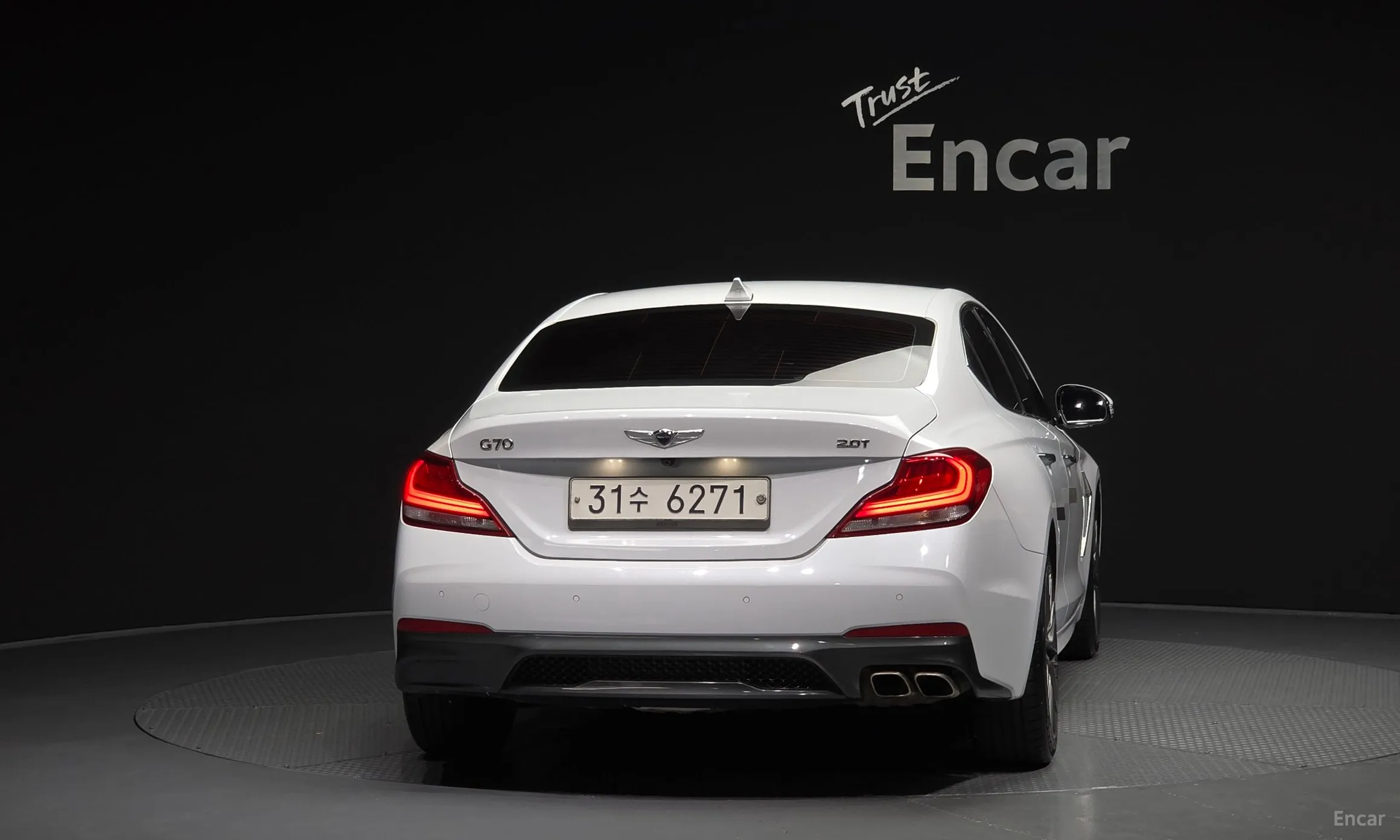 Genesis G70 превью 4