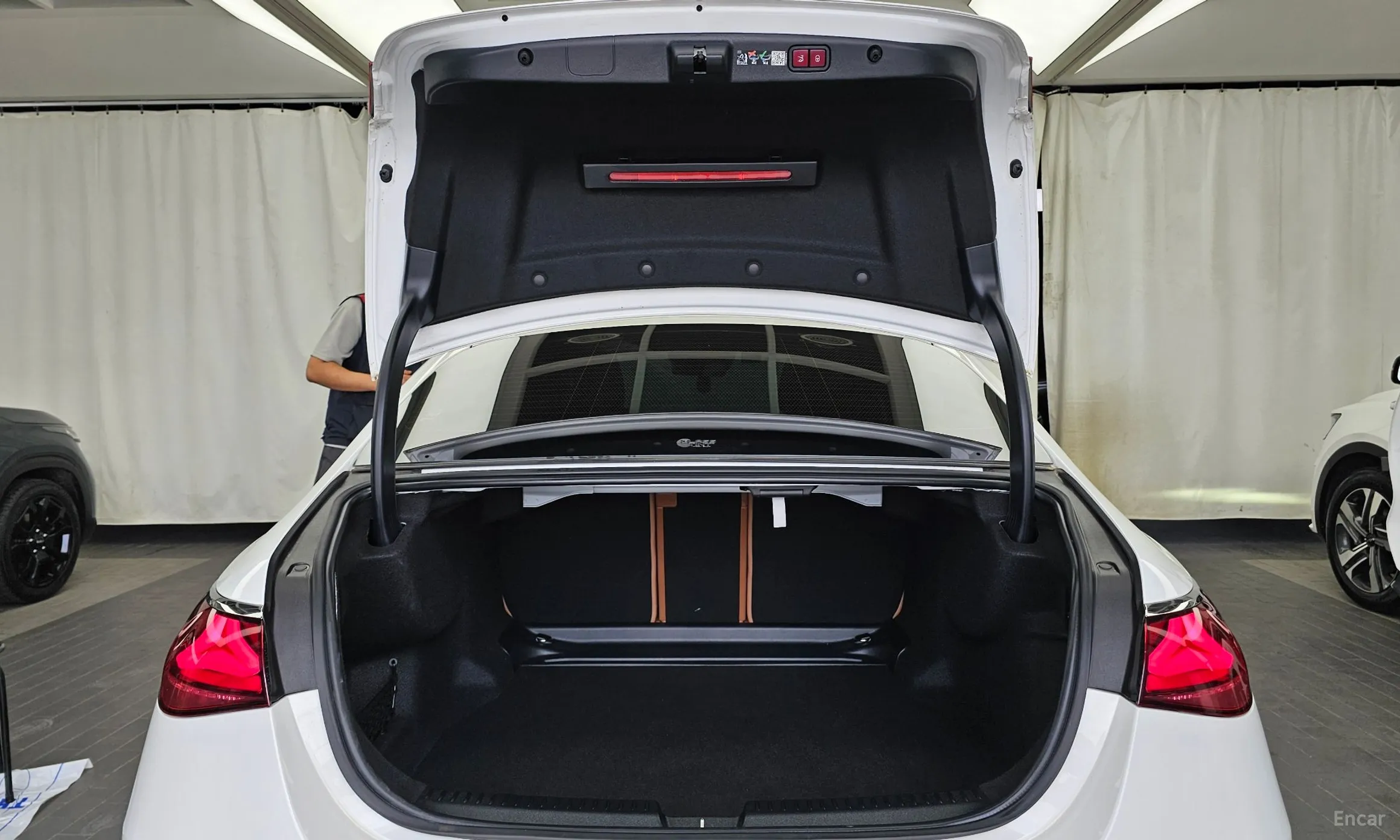 Mercedes Benz E-Class W214 превью 20