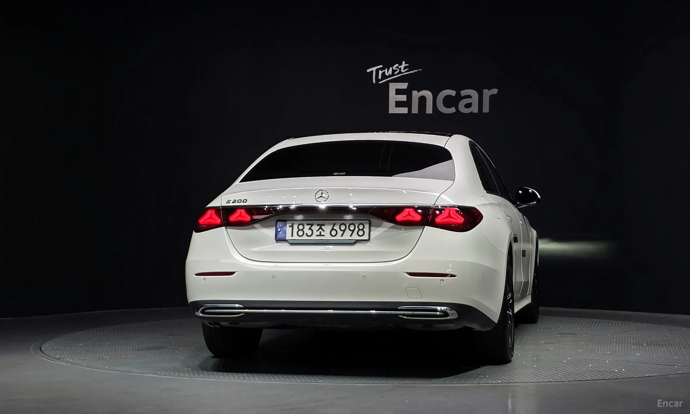 Mercedes Benz E-Class W214 превью 4