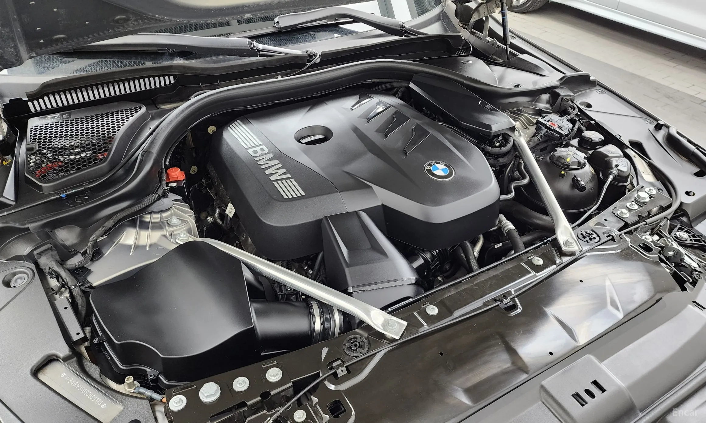BMW 5 Series (G60) превью 6