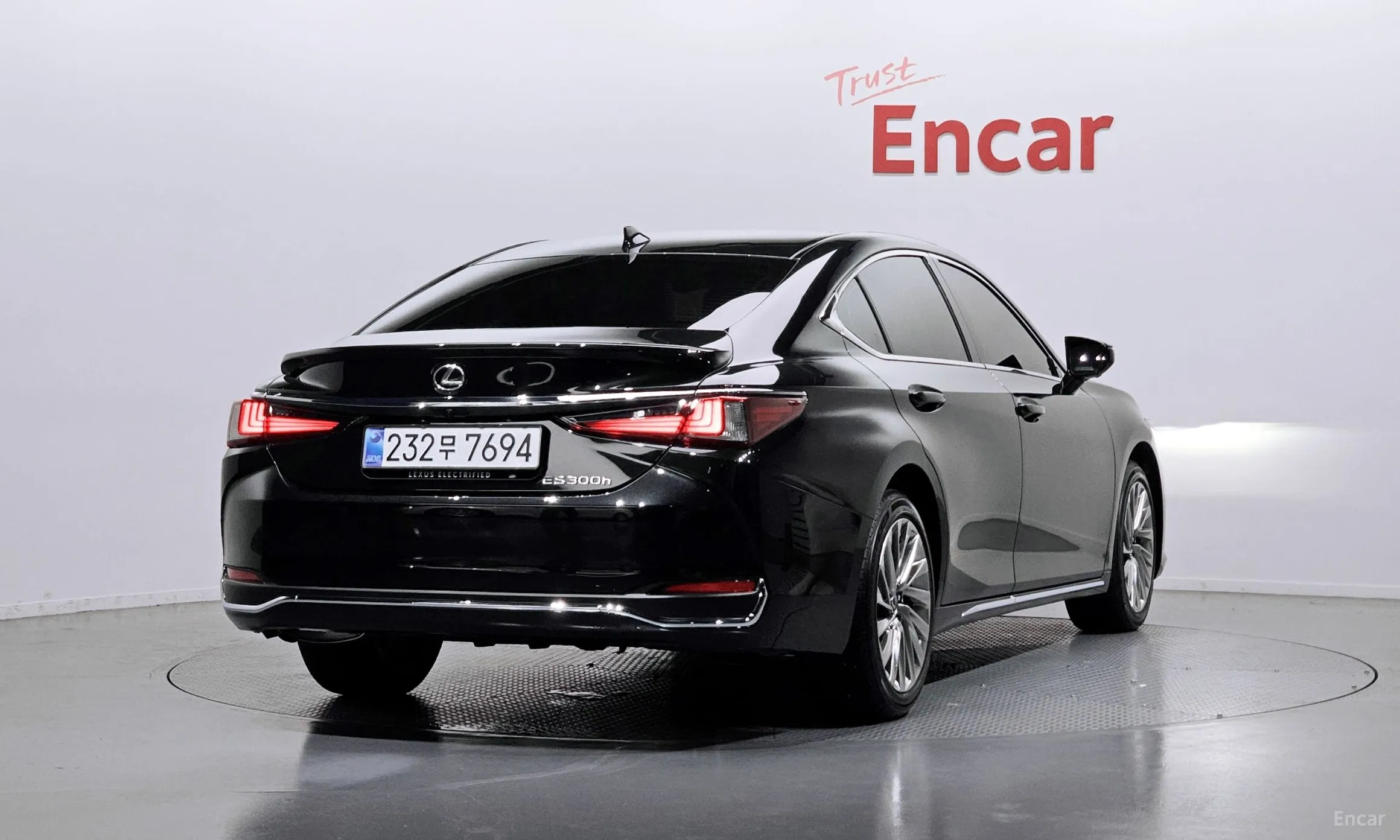 Lexus ES300h 7th Generation превью 2