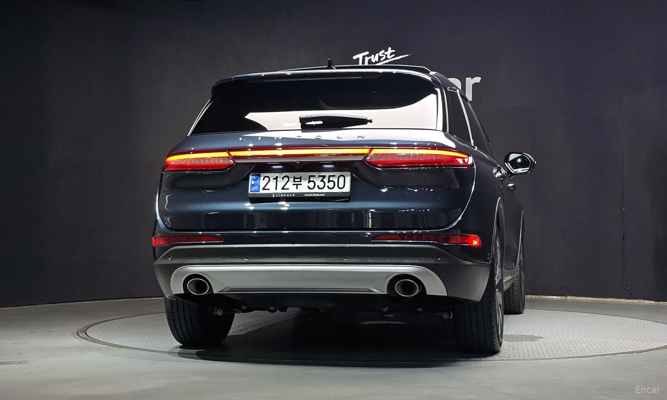 Lincoln Corsair превью 4