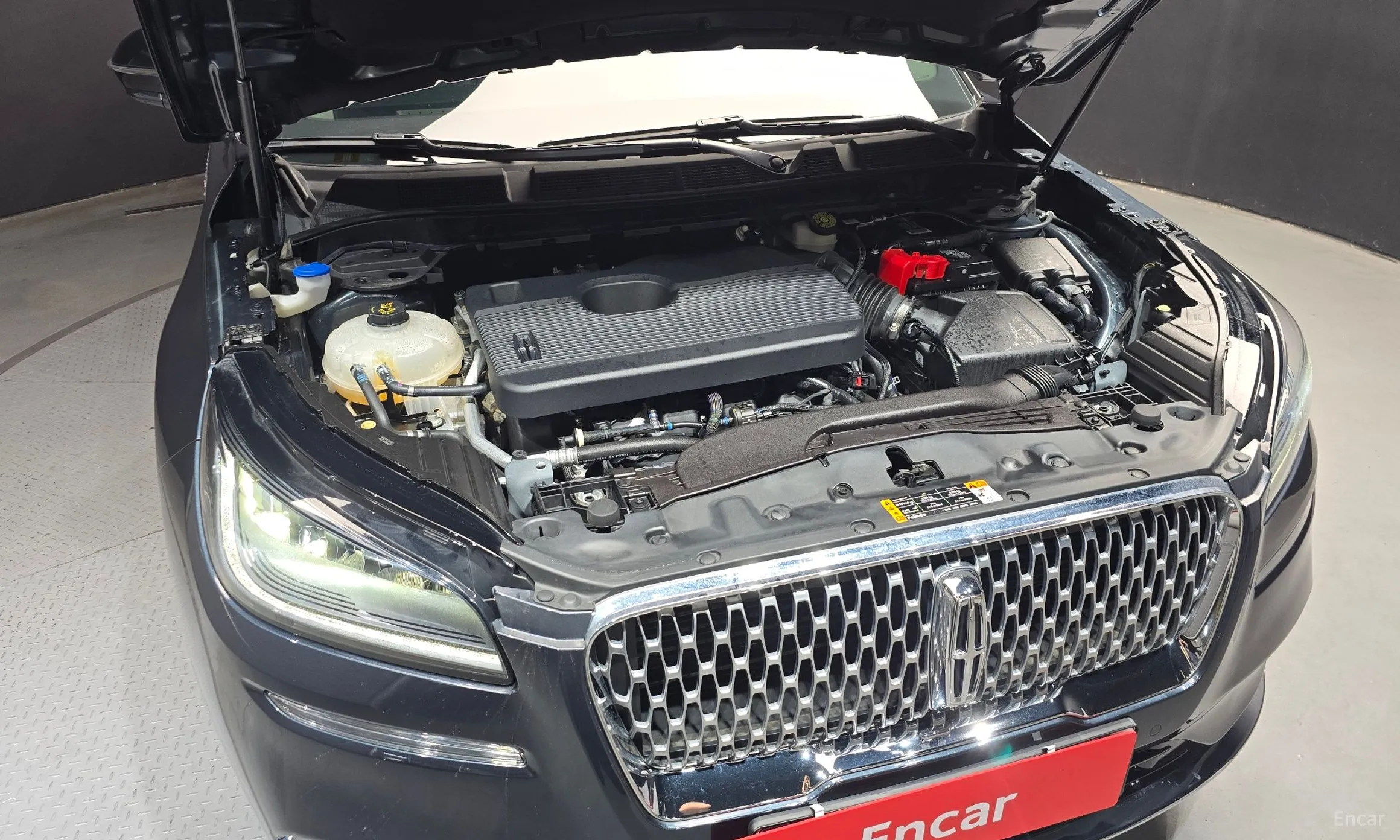 Lincoln Corsair превью 6