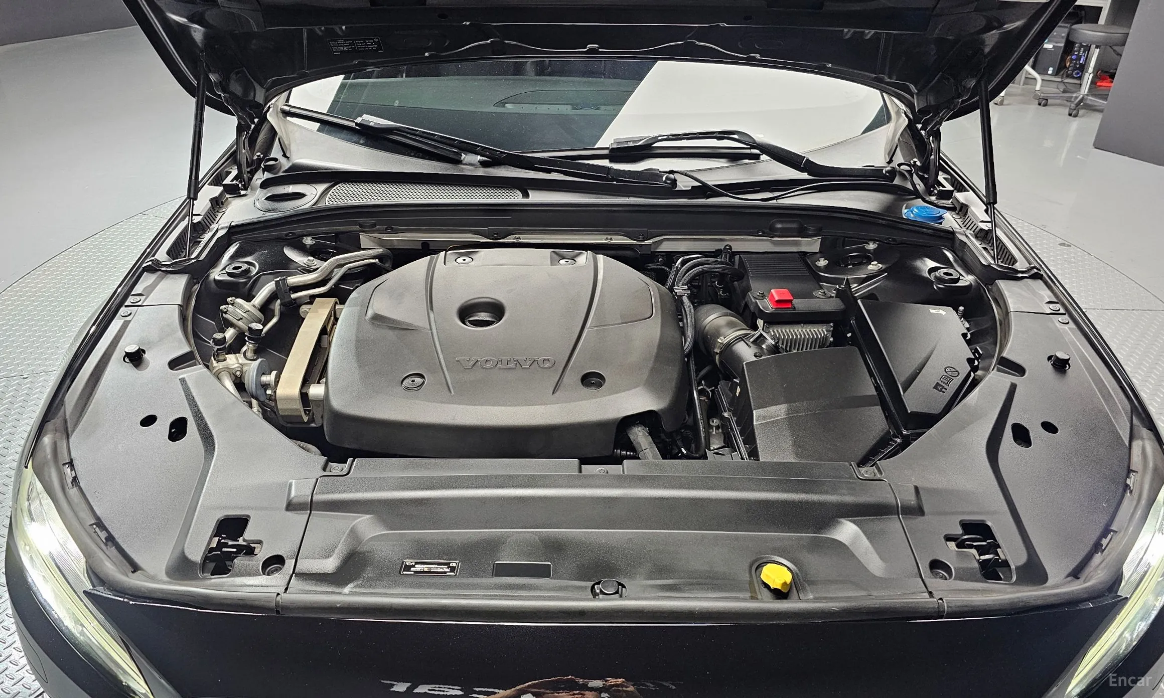 Volvo S90 превью 6