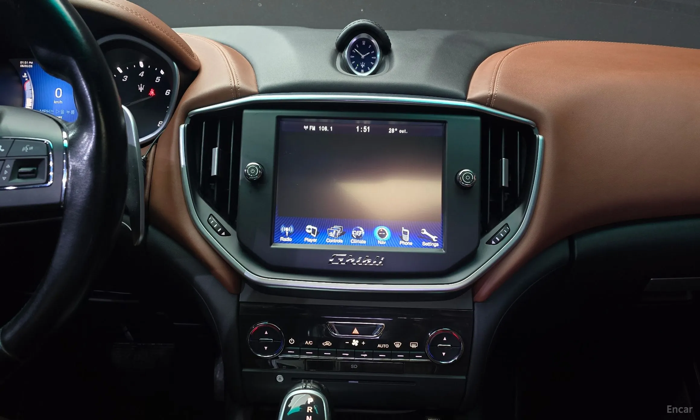 Maserati Ghibli превью 14